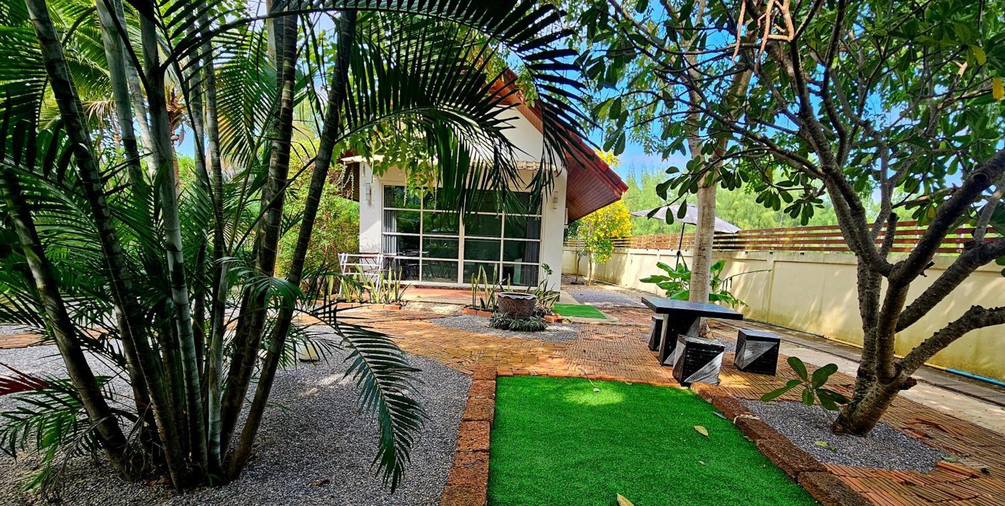 The Hillside Pran Buri