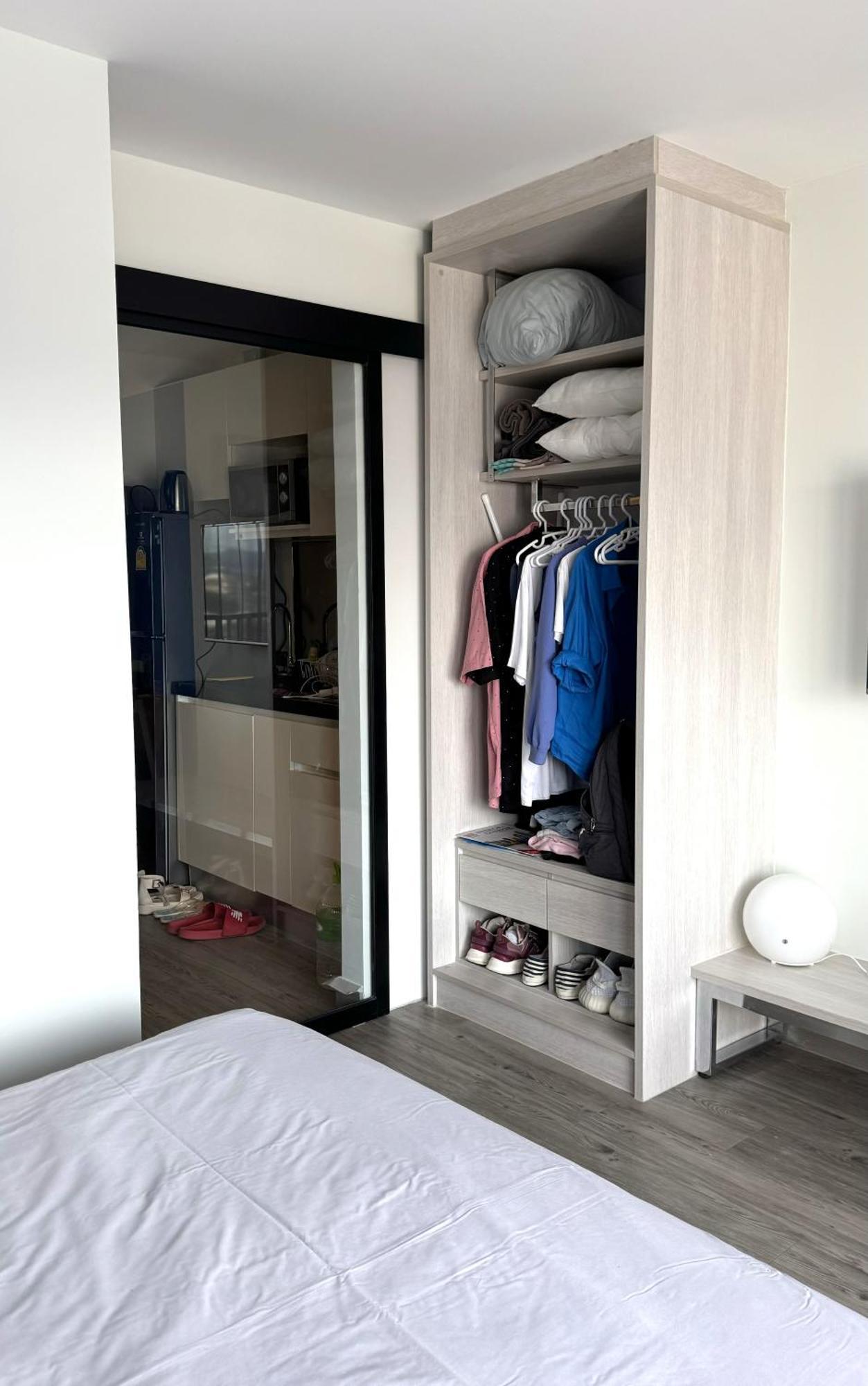 Dusitd2 Residences, Near Apartment *