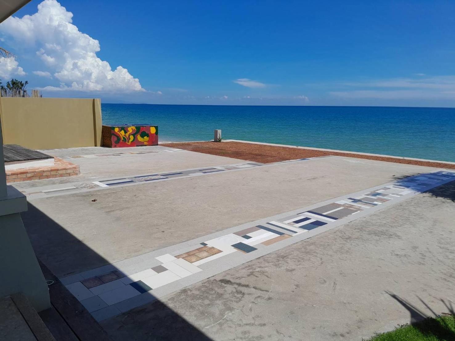 Wis 3* Khanom