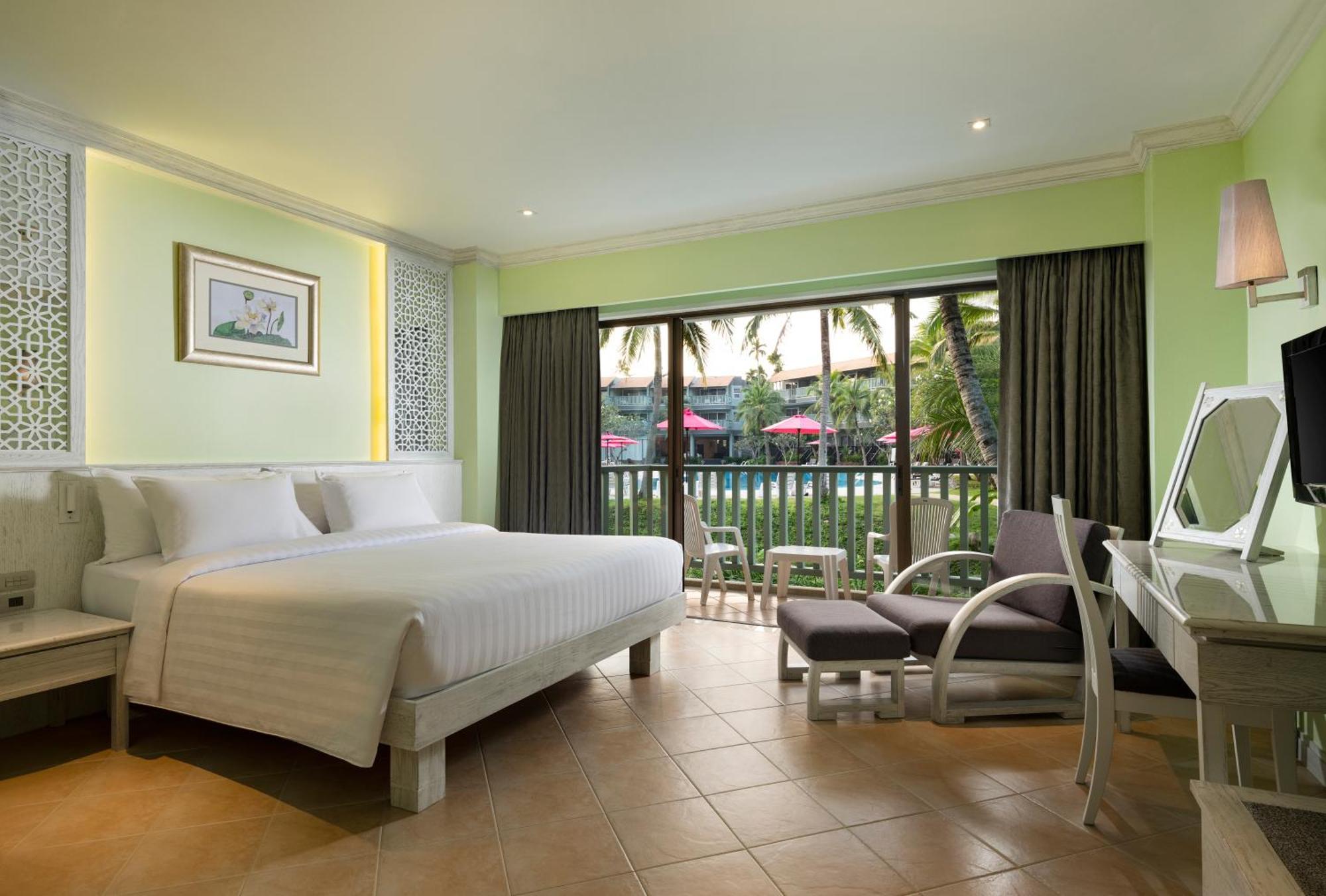 Aonang I Front Resort 4*