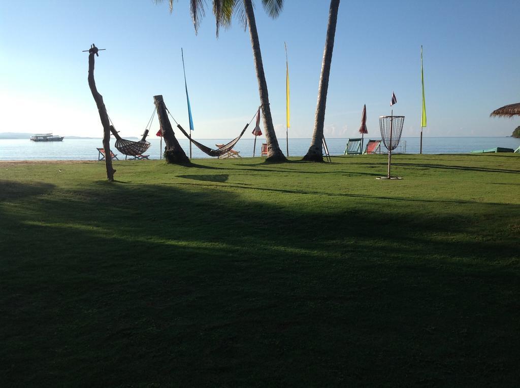 Holiday Beach 2* Trat