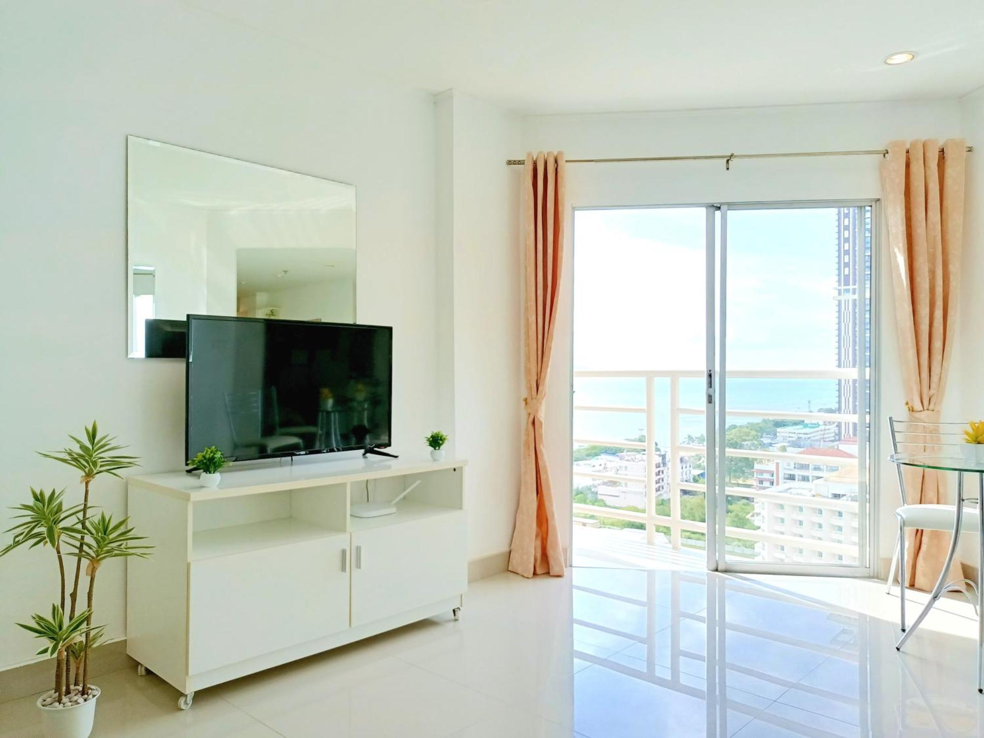 Apartment Sea View Beachfront Pattaya