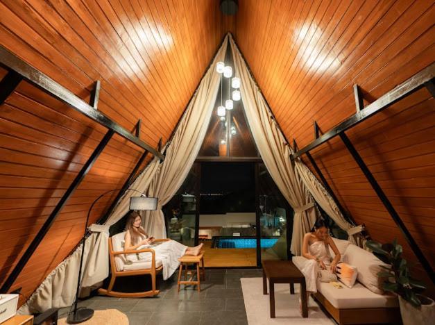 Phuzita Kohlarn-ภูศิตา Villa *