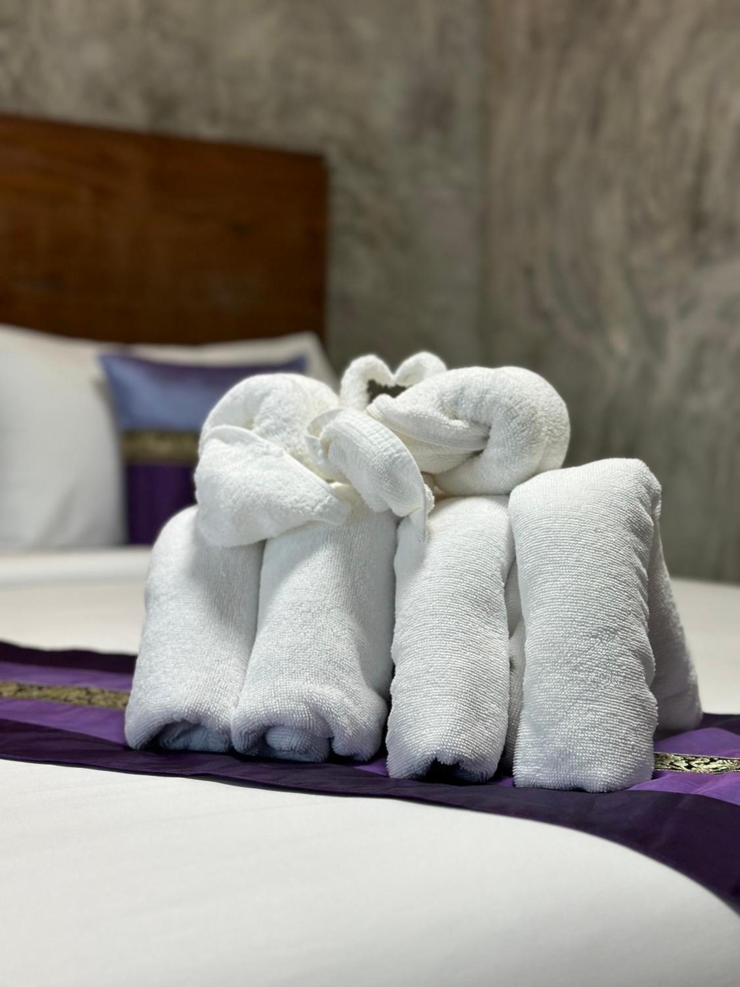 Rinna Hotel Koh Mook