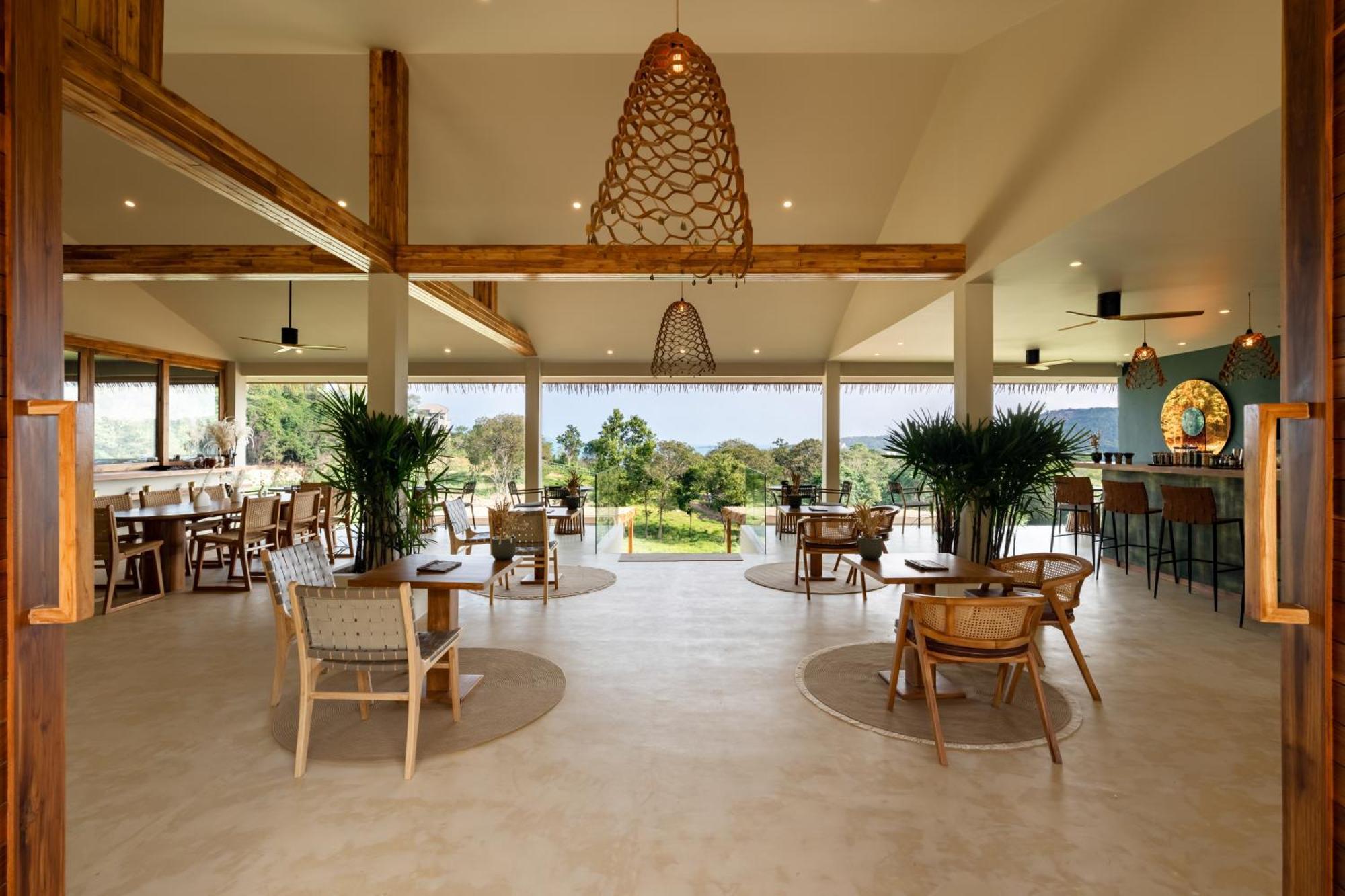 Wild Elephant Sanctuary Hotel 5*