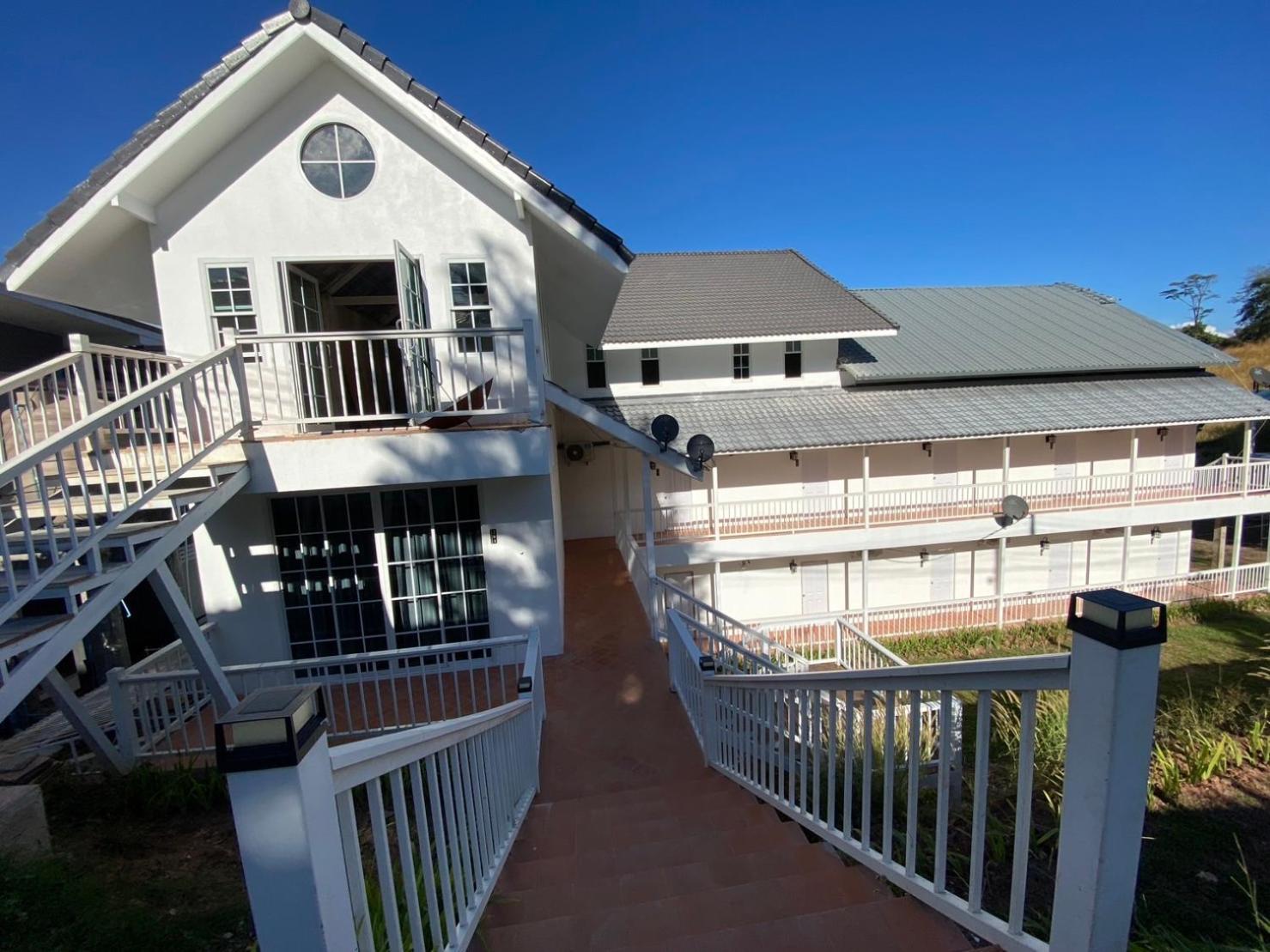 Krin Hotel
