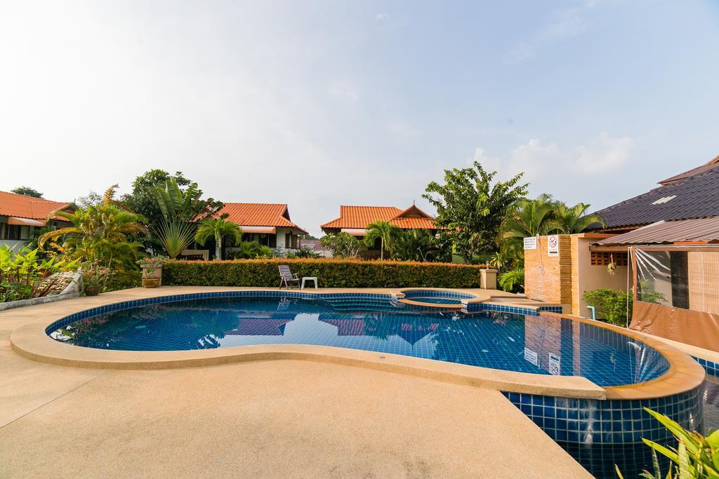 Boonyarat House Villa *