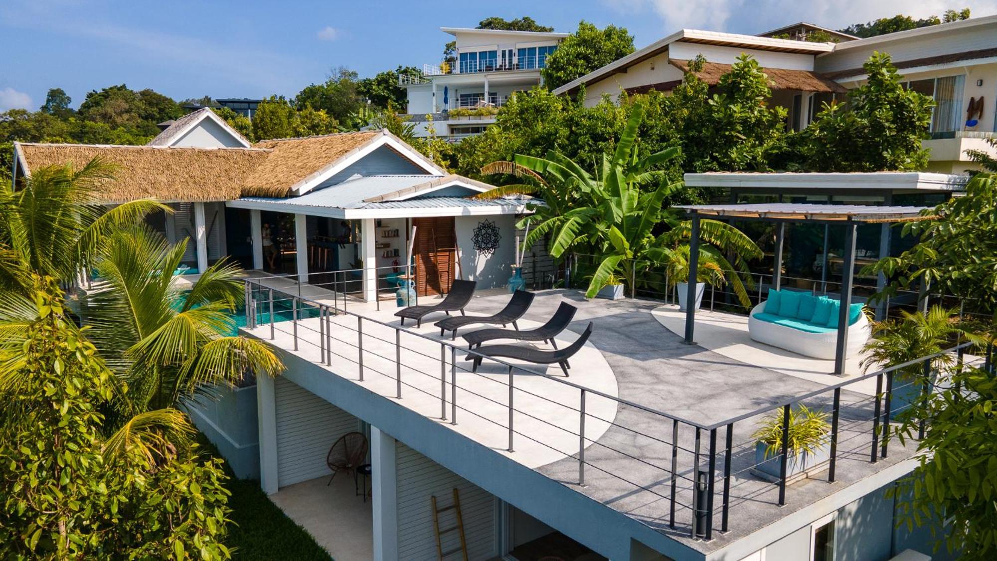 Shades Of Blue Villa *