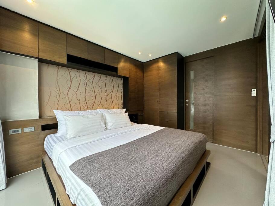 P33 Pool View 2 Bedroom Kamala Beach