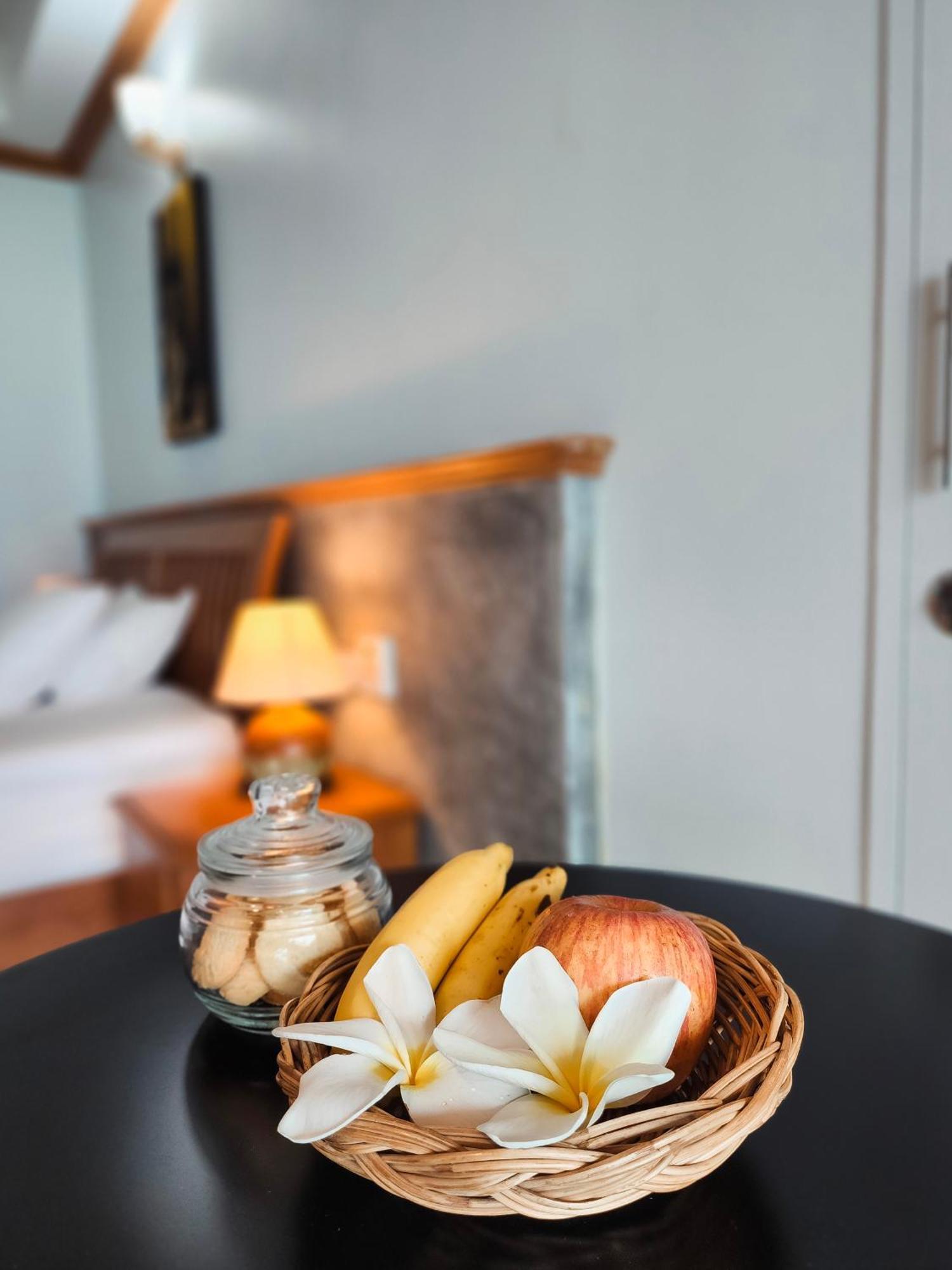 Haadson & Koh Raham Resort 3*