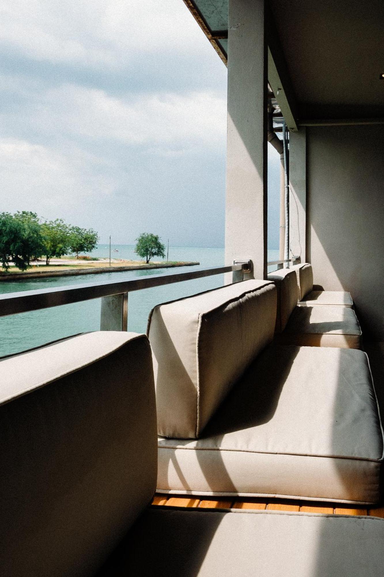 Baan Tah On The Sea Guest house Bang Sare