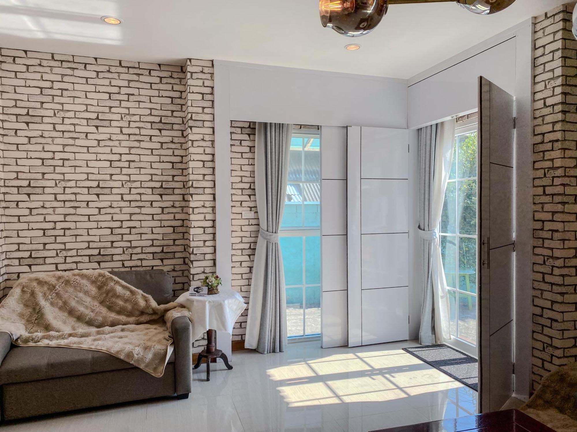 Nanah Tha Phae Private House