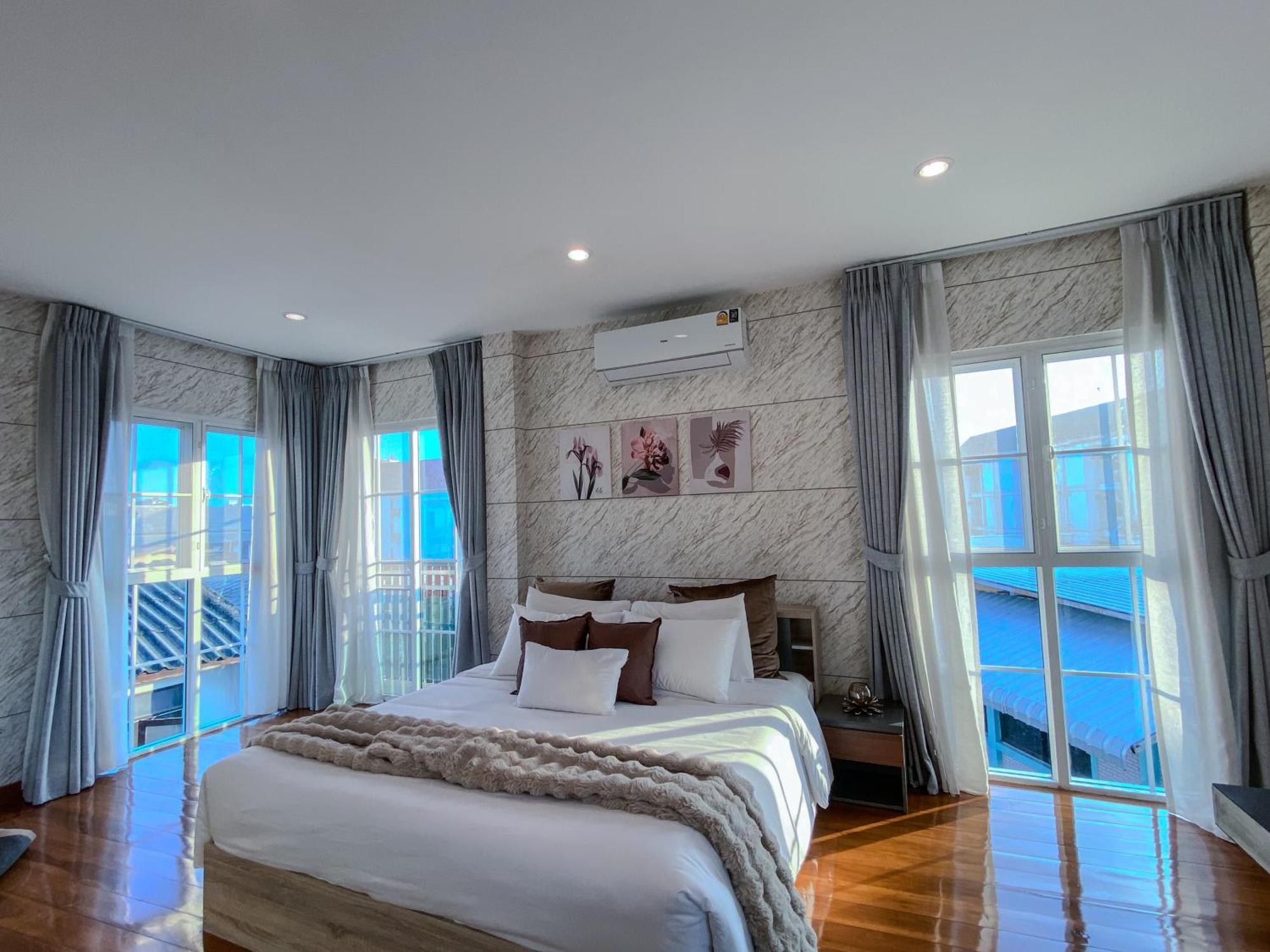 Nanah Tha Phae Private House Villa *