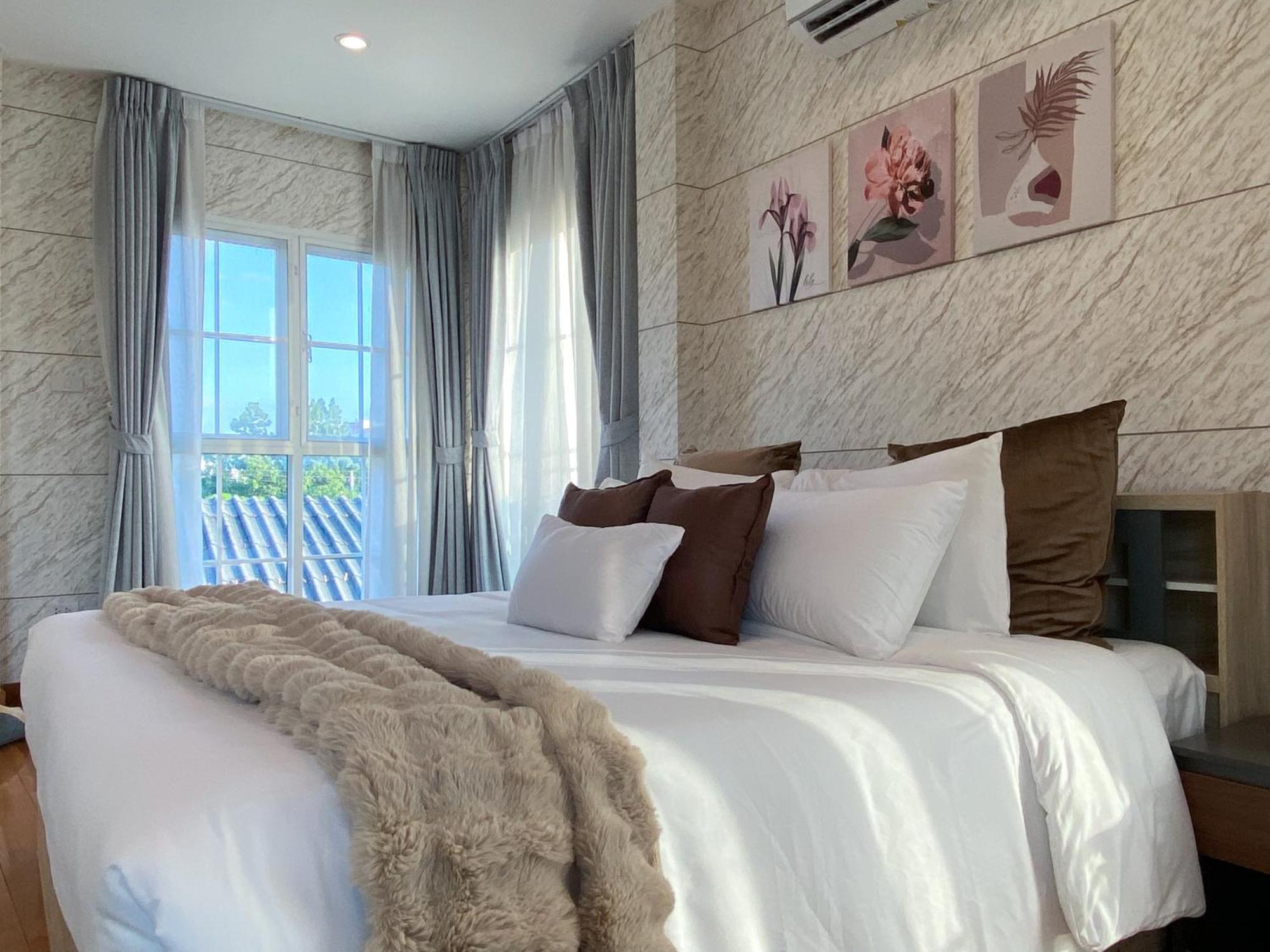 Nanah Tha Phae Private House Villa Chiang Mai