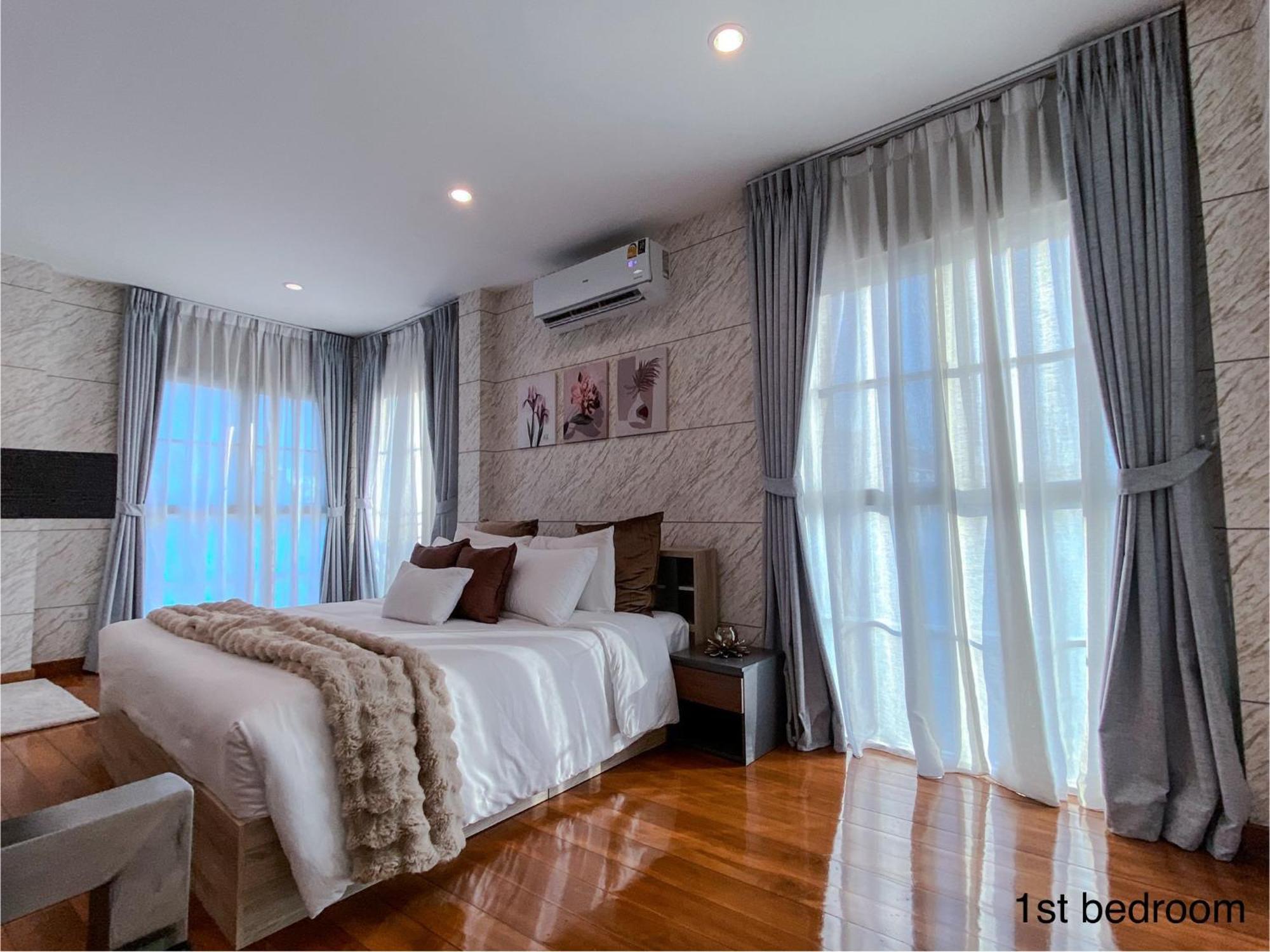 Villa Nanah Tha Phae Private House