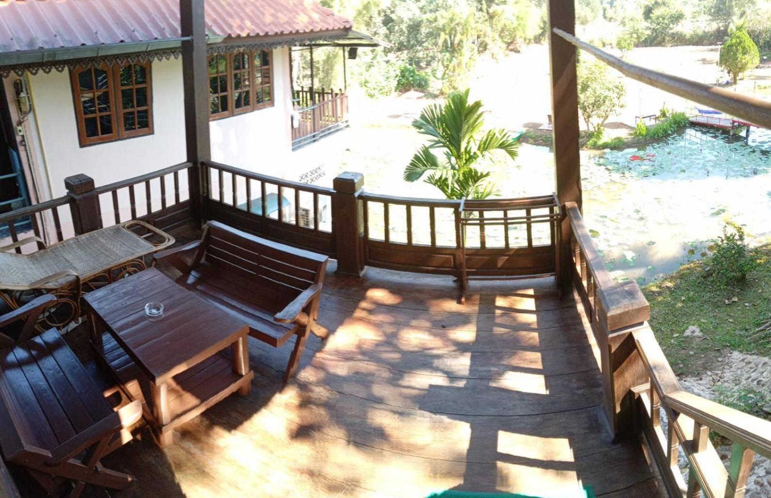 เรือนแฝด Brook View Guest house Pai