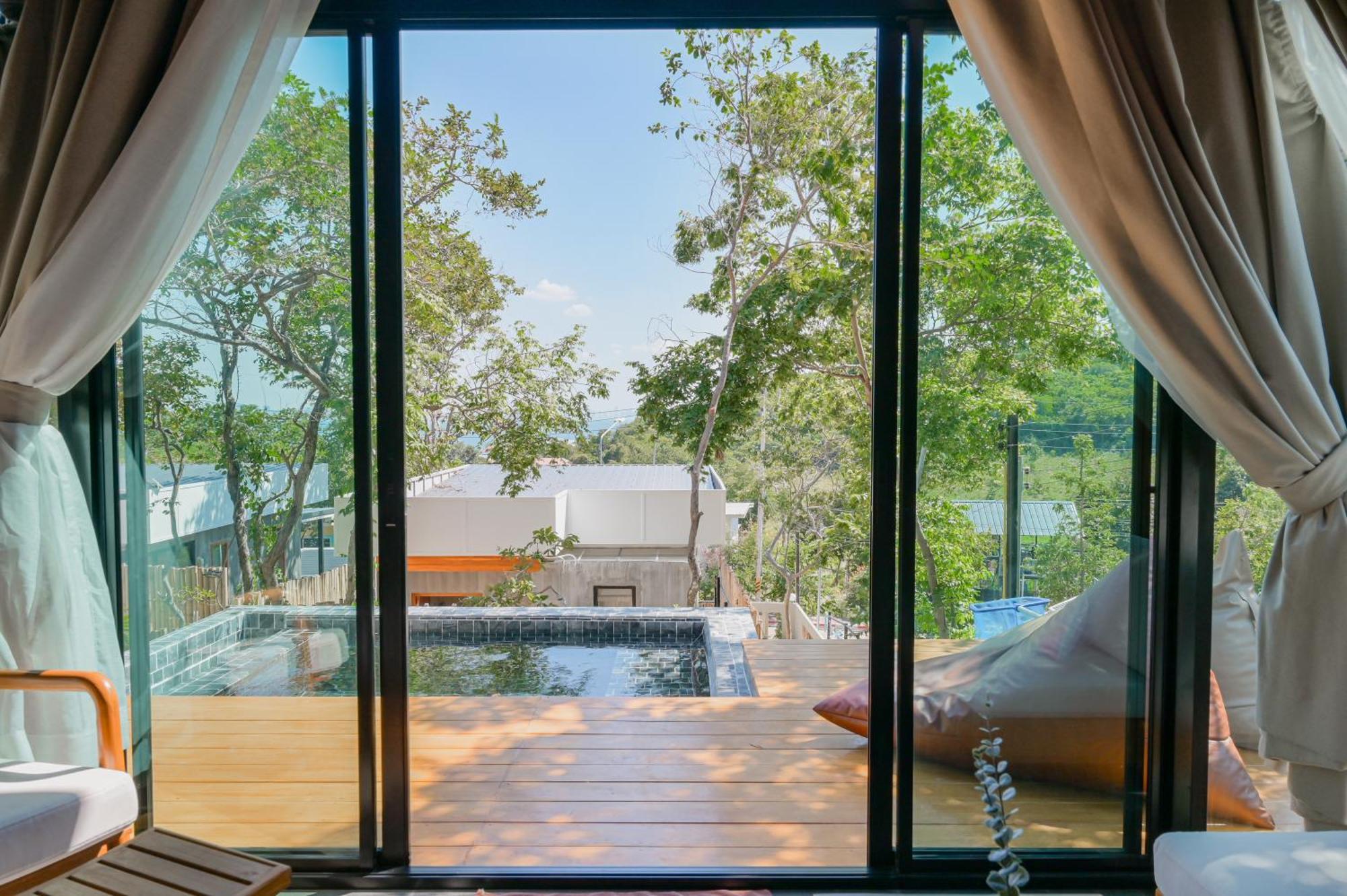 Phuzita Kohlarn-ภูศิตา * Ko Lan