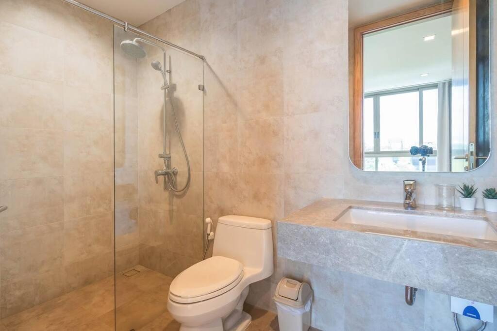 Marbella Beachfront Pattaya 3br Villa Bang Lamung