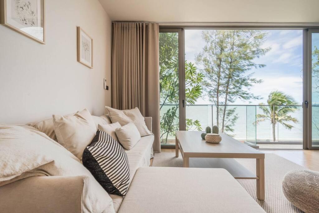Marbella Beachfront Pattaya 3br