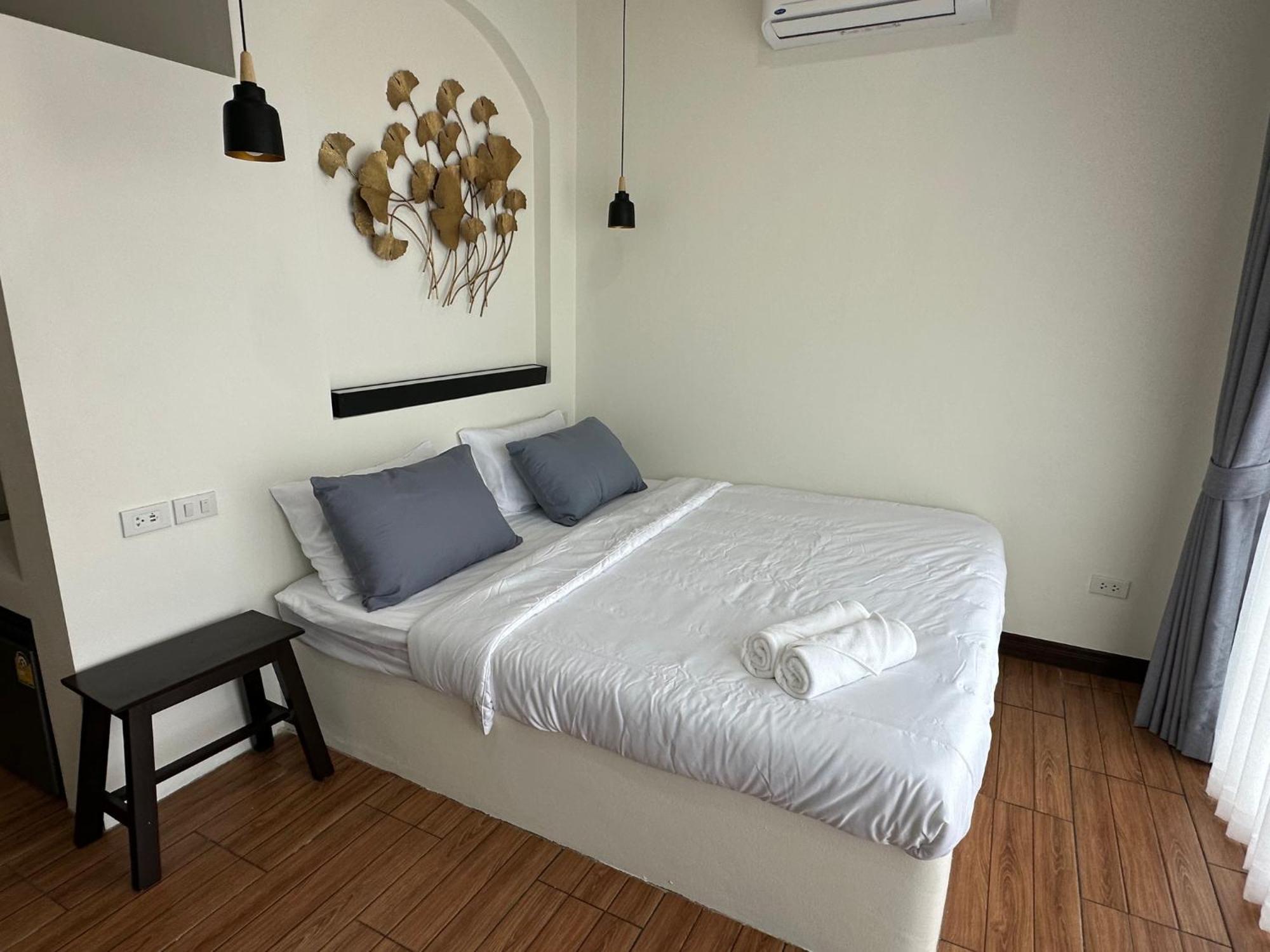 Chansi Beachresort Resort *