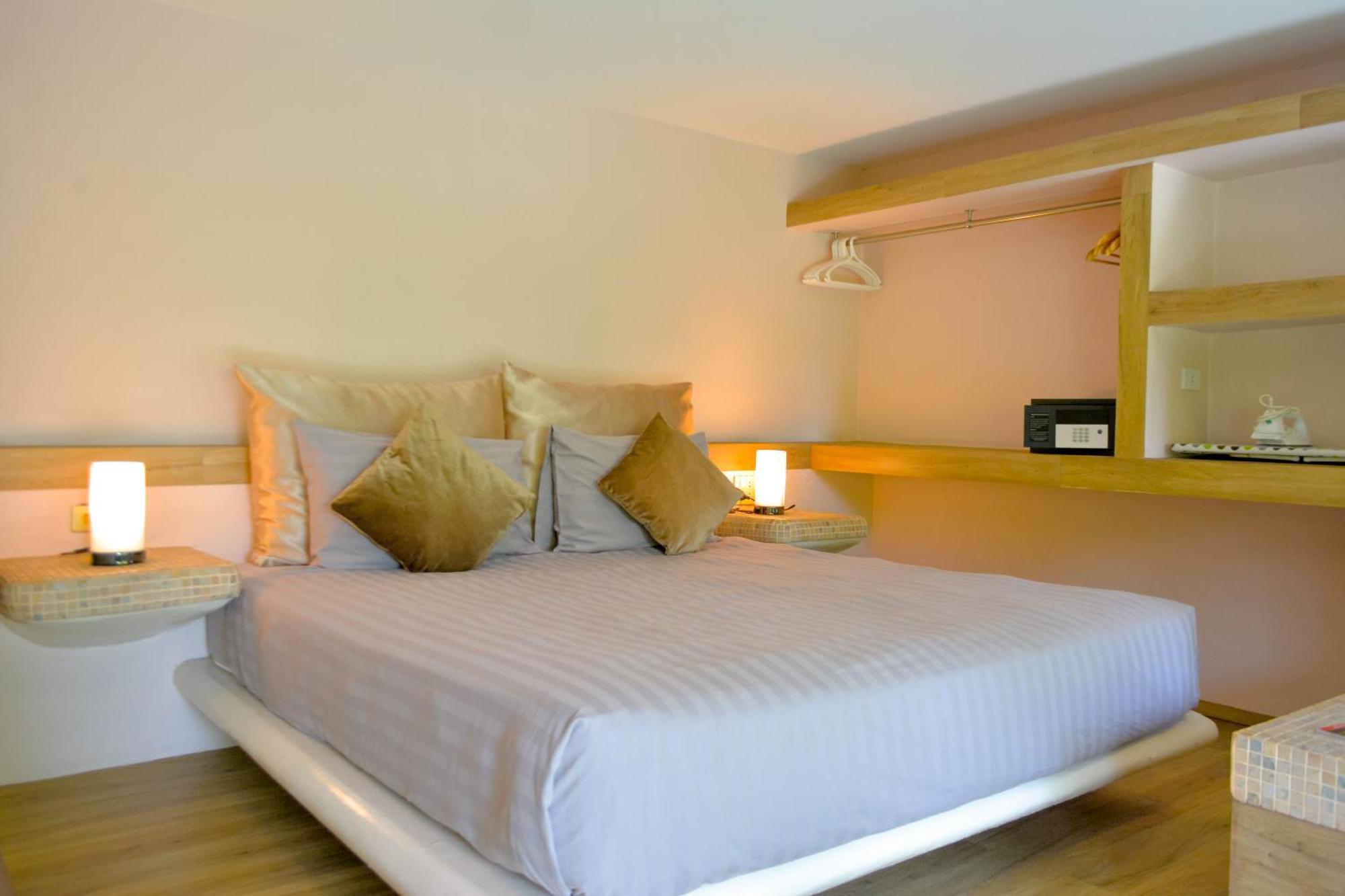 Le Divine Comedie Resort 3*