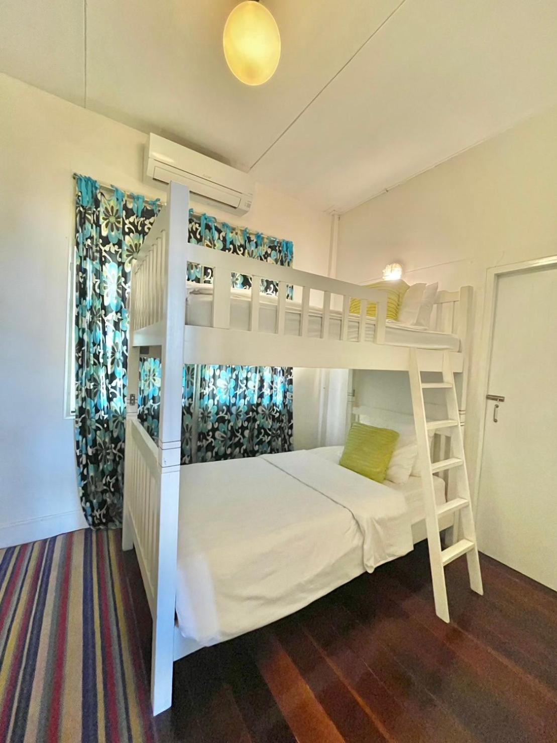 Gallery Boutique Resort HHQ