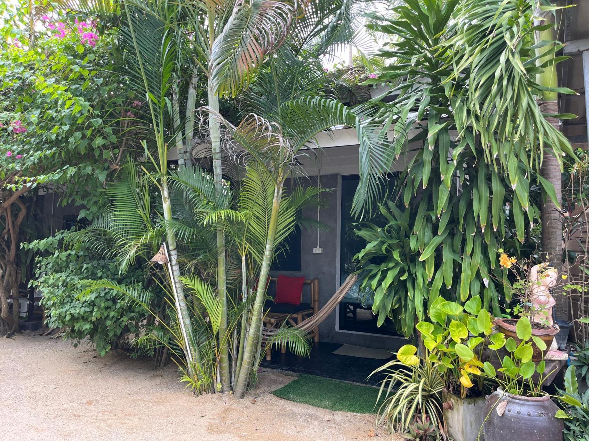 Lodge Namthip Homebeach