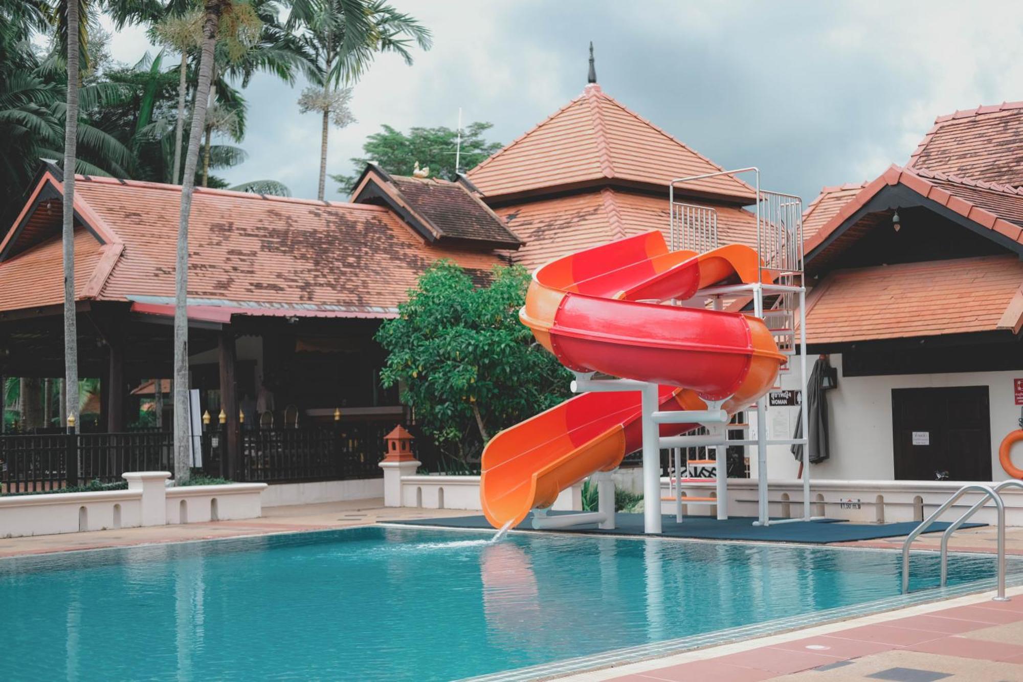 Horizon Village & Resort