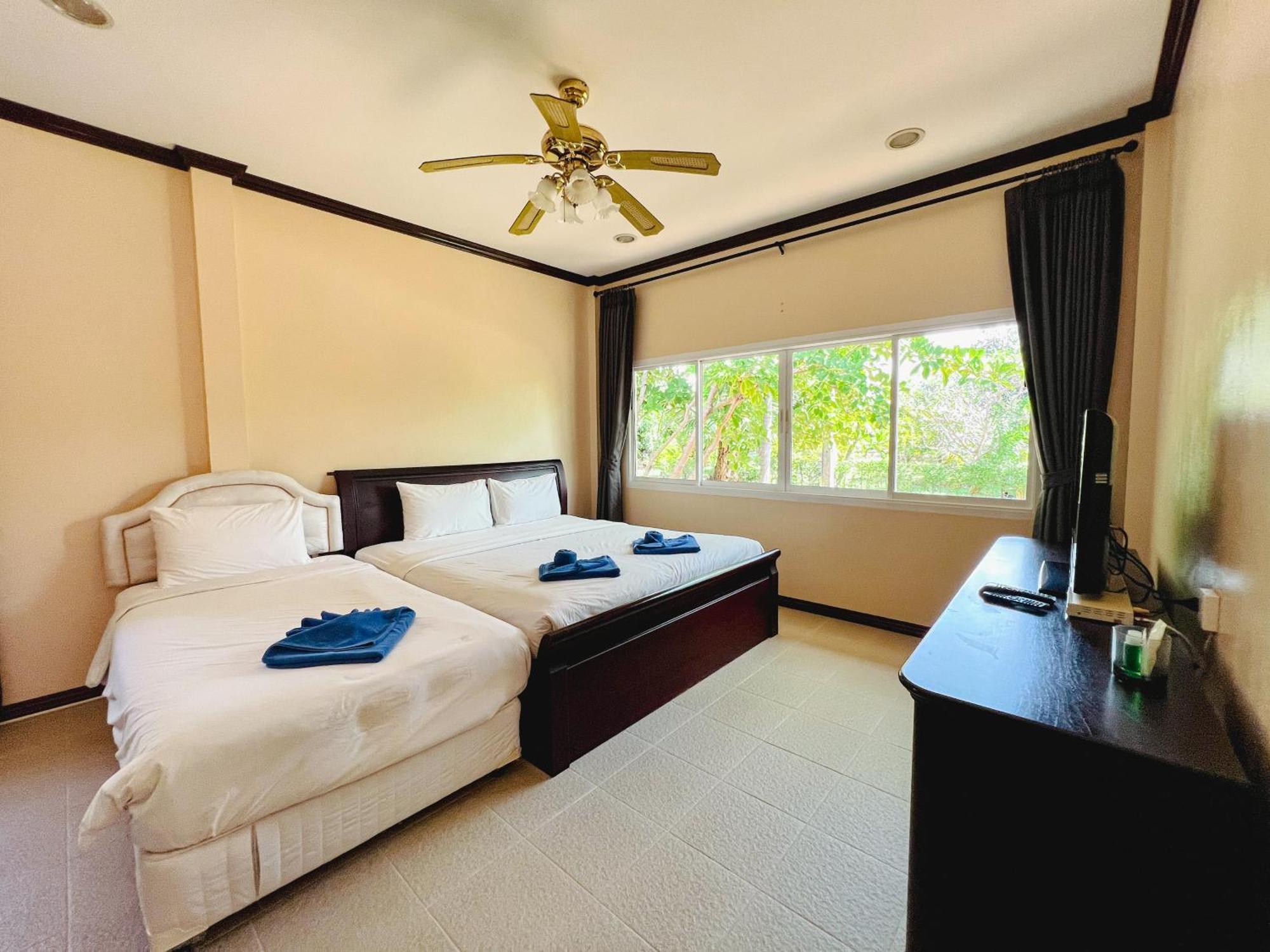 Resort Baan Faa Talaychan