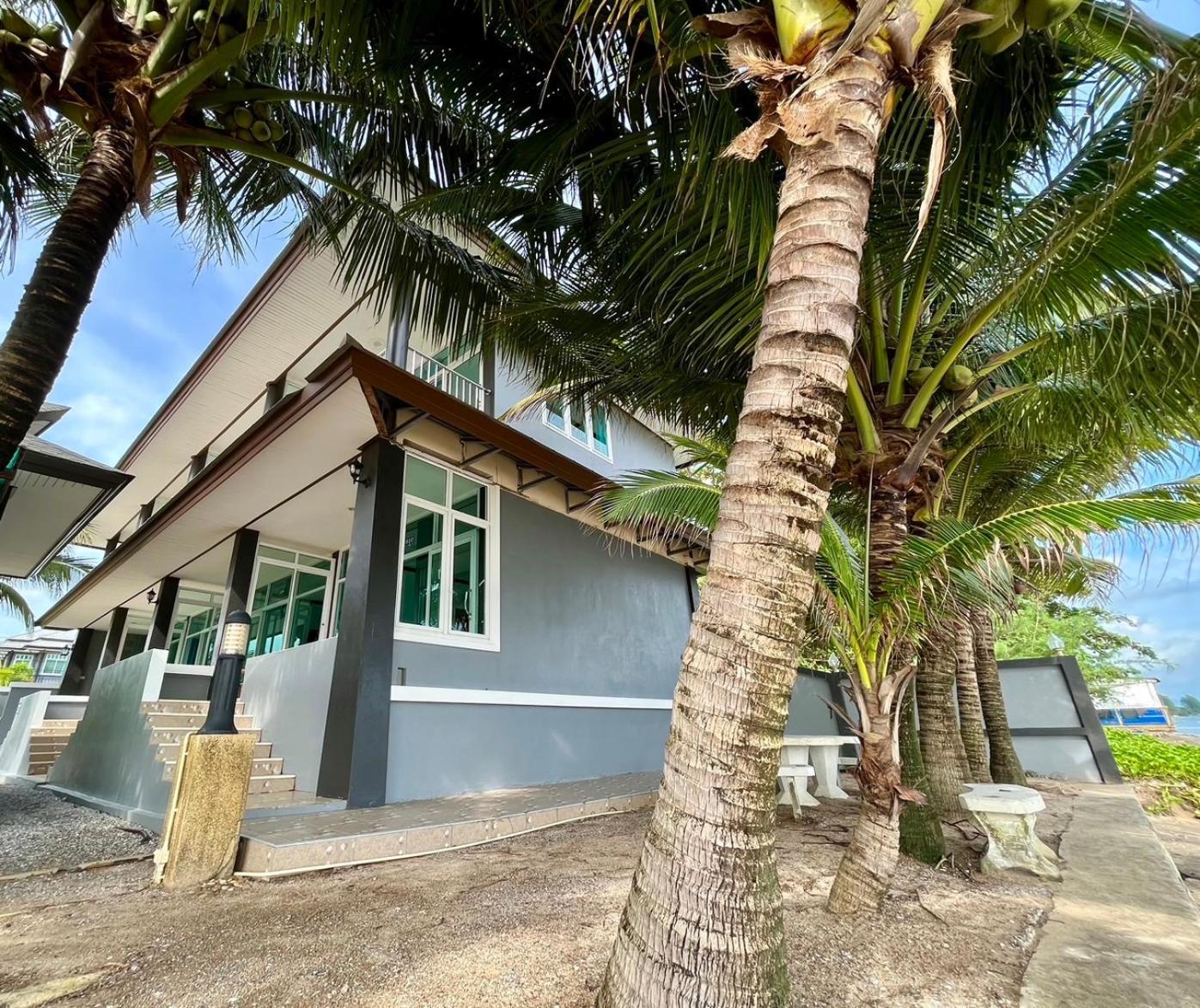 Resort Baan Faa Talaychan Chao Lao Beach