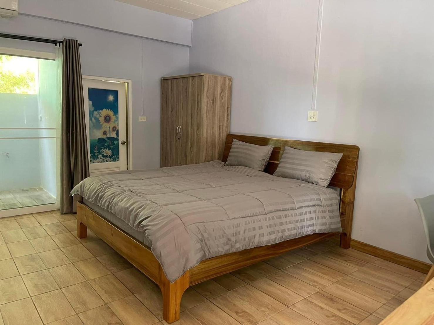 Makorn Nonkleng Apartment