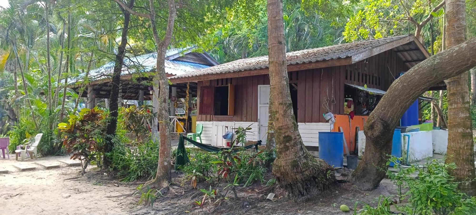 Baan Suan Kayoo 1 Long Aow Yai Resort *