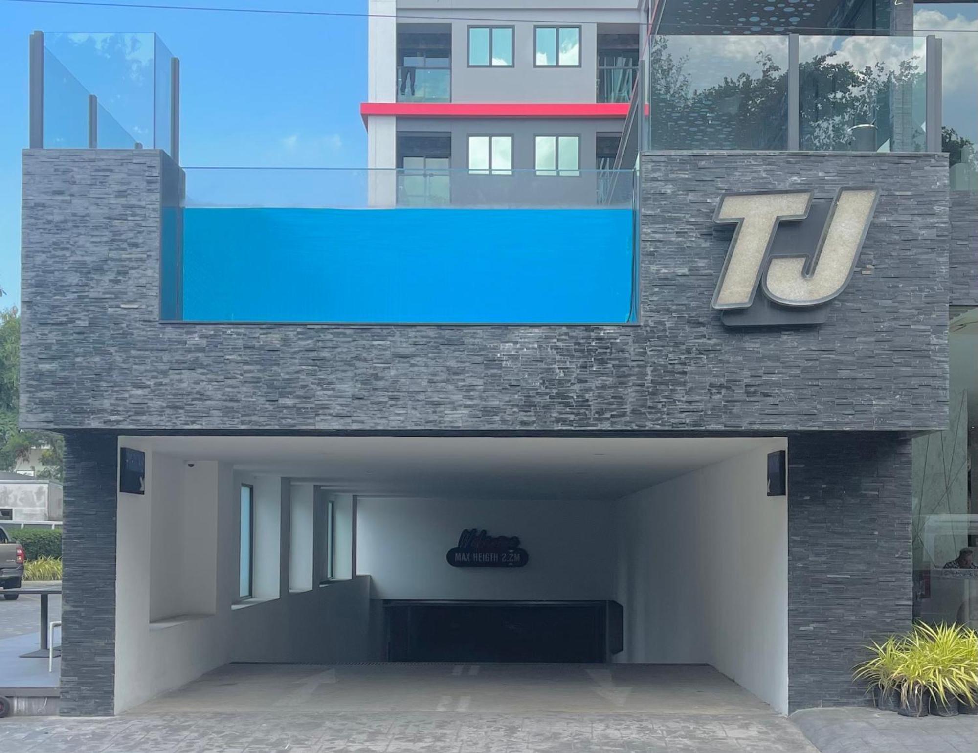 The Tj Jomtien Beach