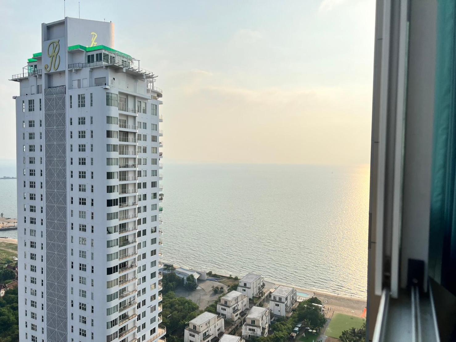 Veranda Sea View By Thita Apartment
