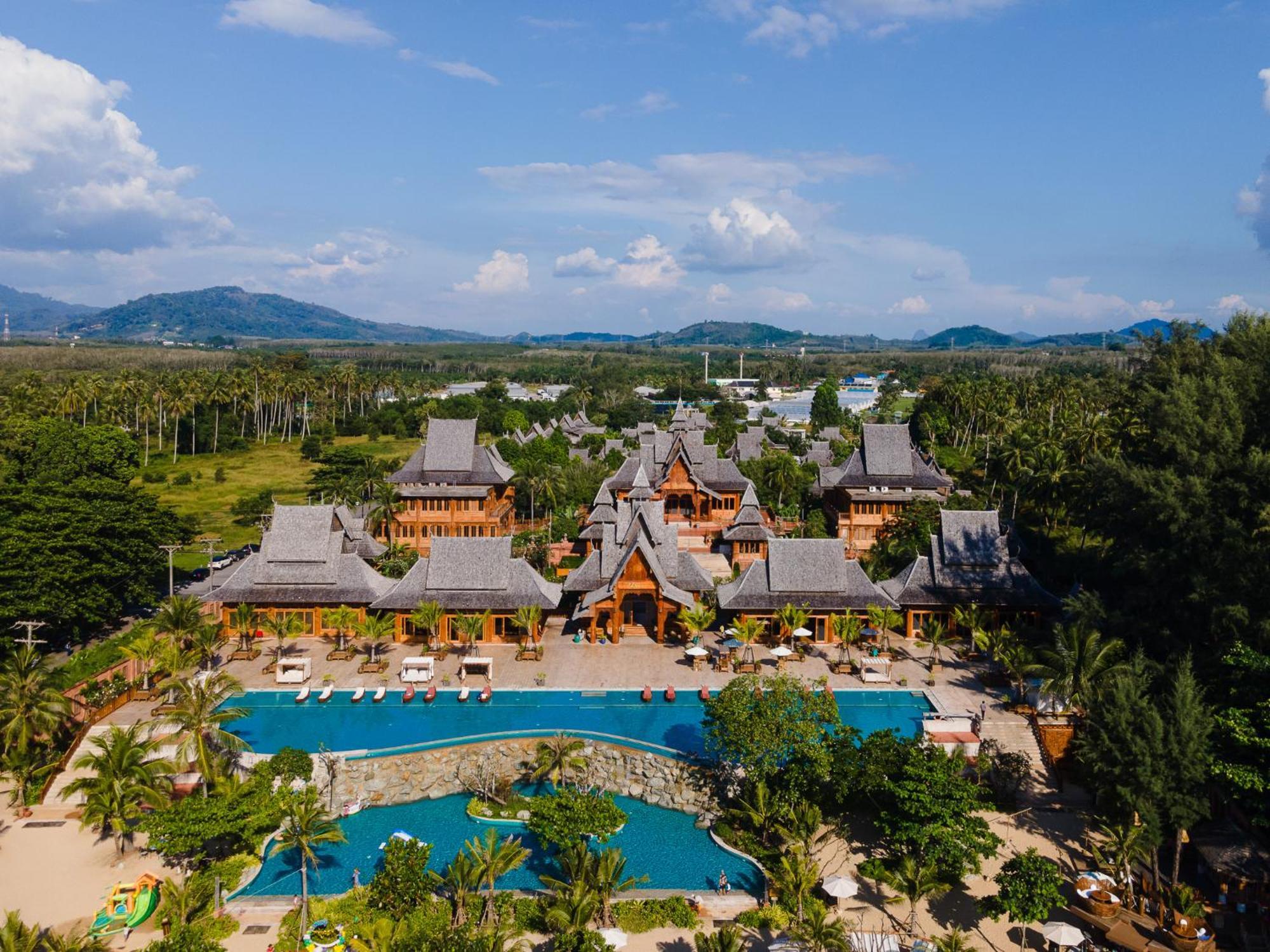 Santhiya Phuket & 5*