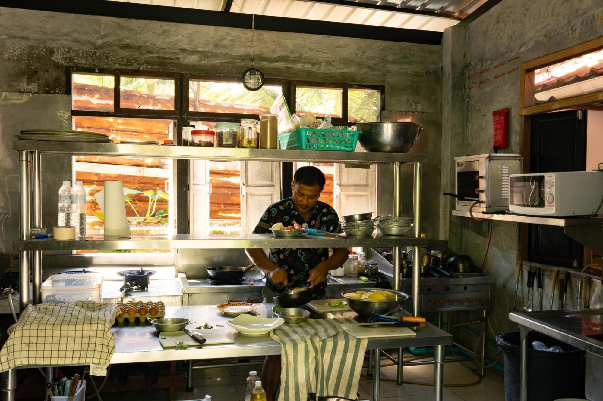 Barefoot Project Formerly Baan Klong Kleng Guest house