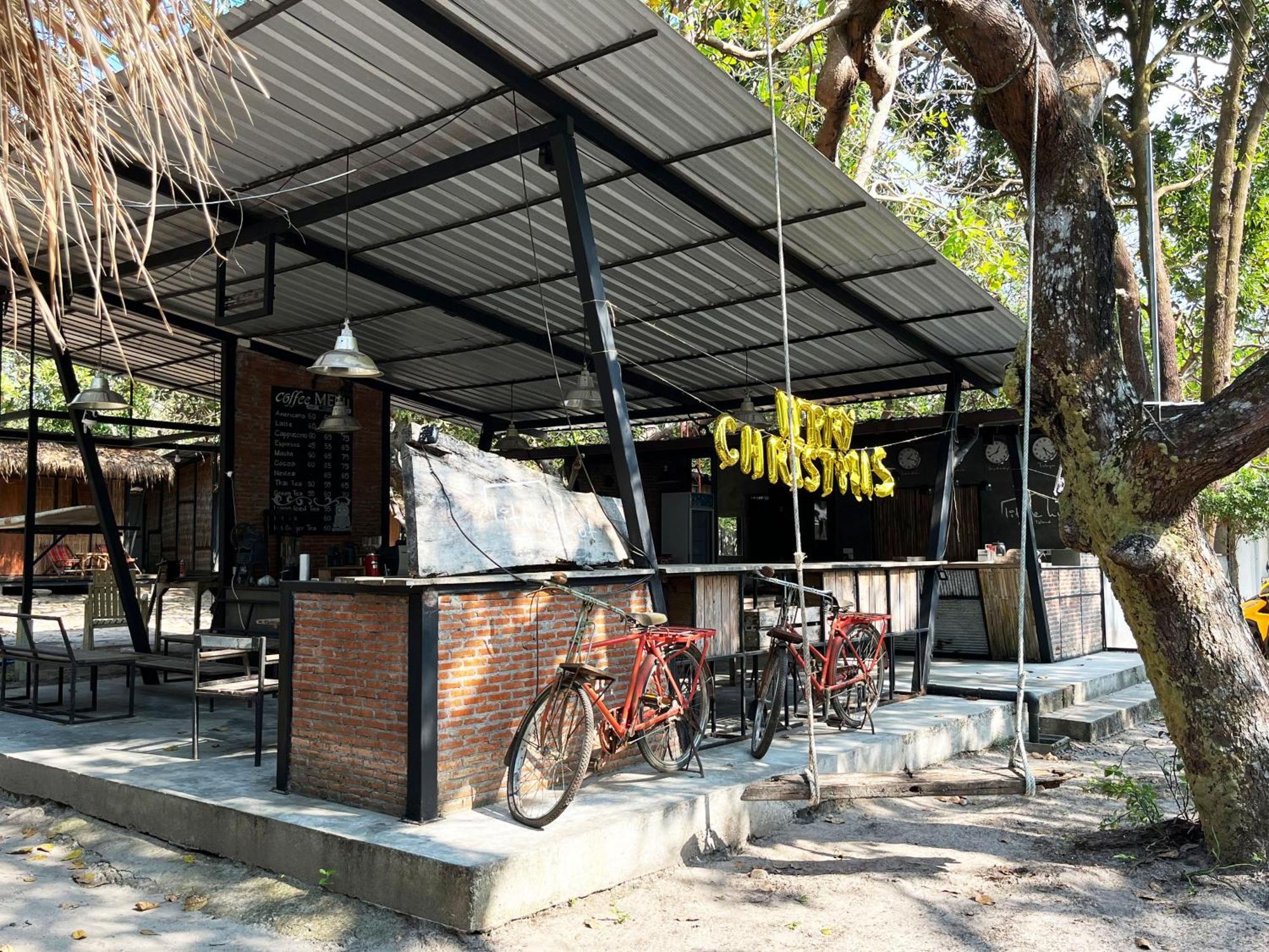 Little Hut Resort Koh Phayam