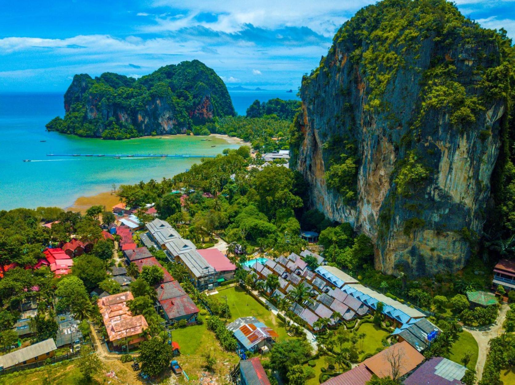 Resort Diamond Cave Railay Beach