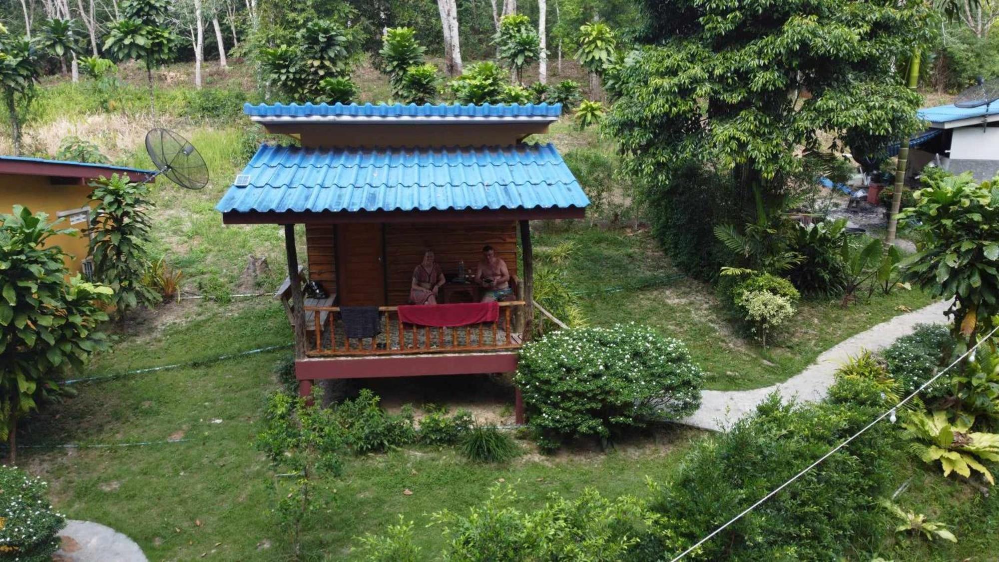 Baan Panseng * Ko Kut