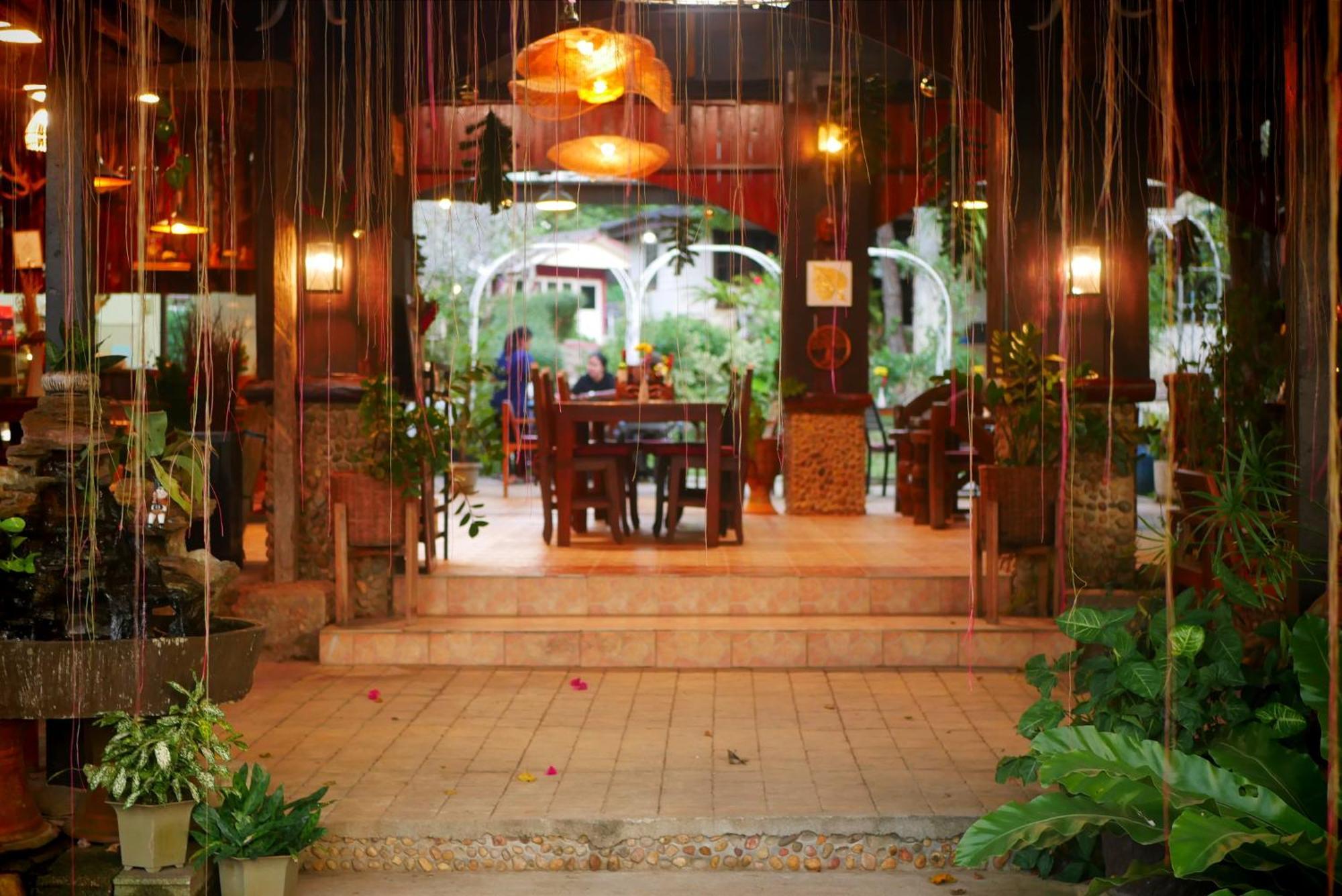 Guest house Big Elk Steak House - Trat