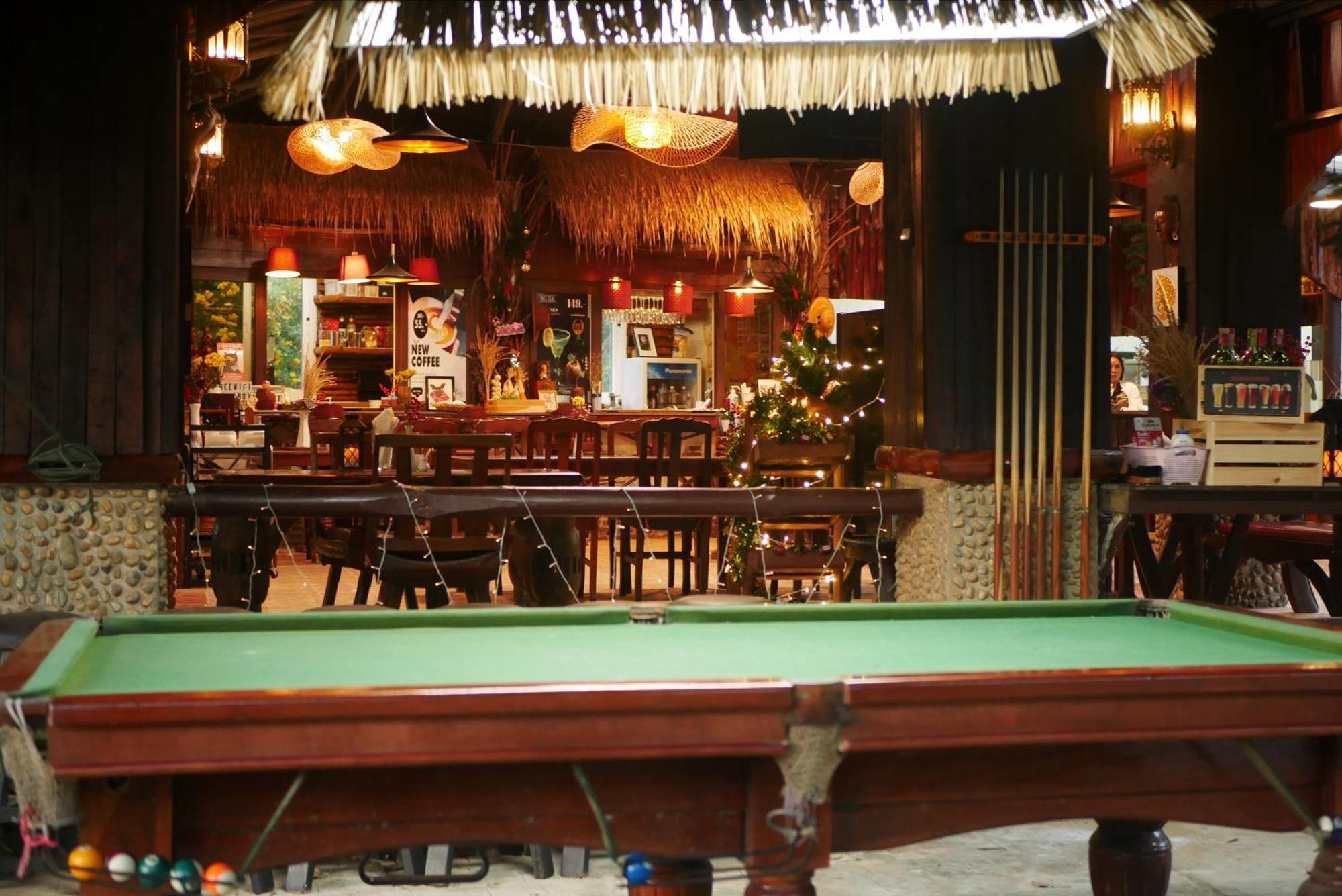 Guest house Big Elk Steak House - Trat
