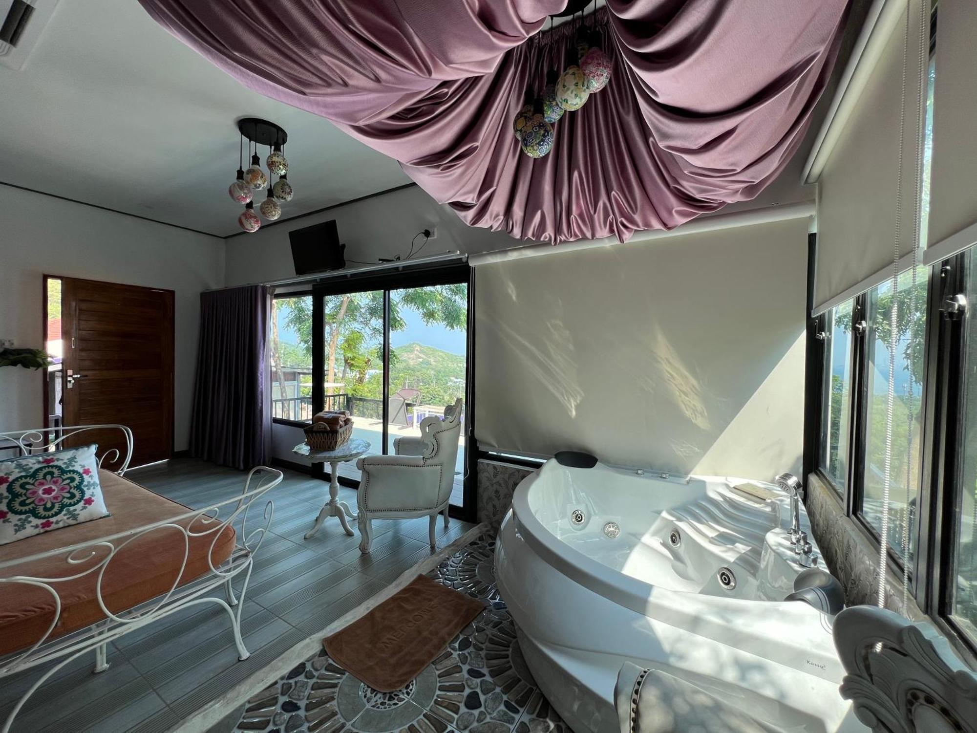Villa Deep Mountain View *
