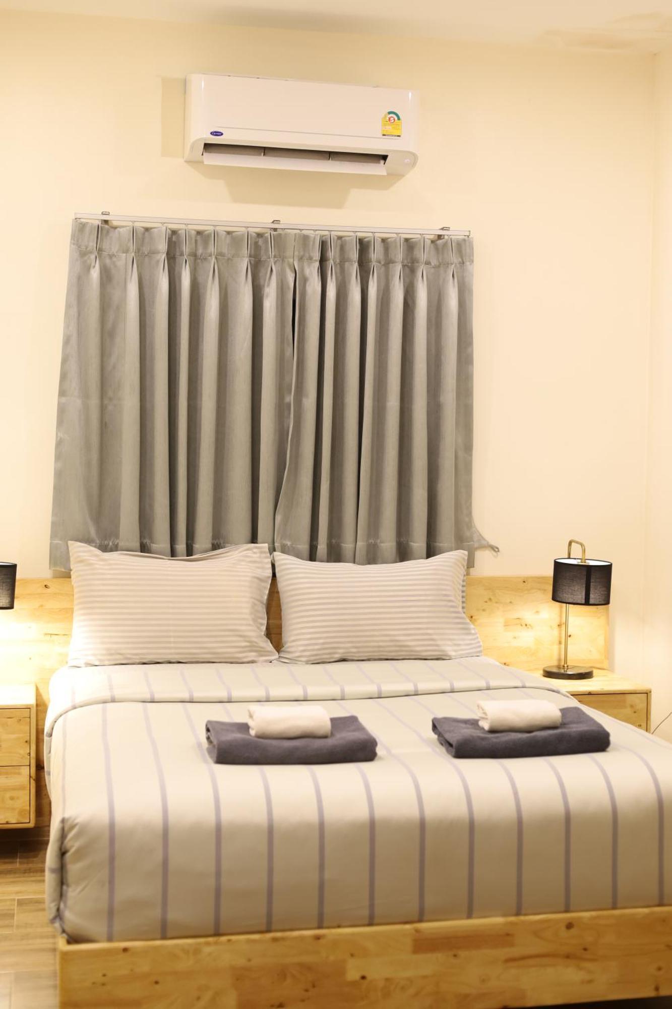 Shanti Boutique Srithanu