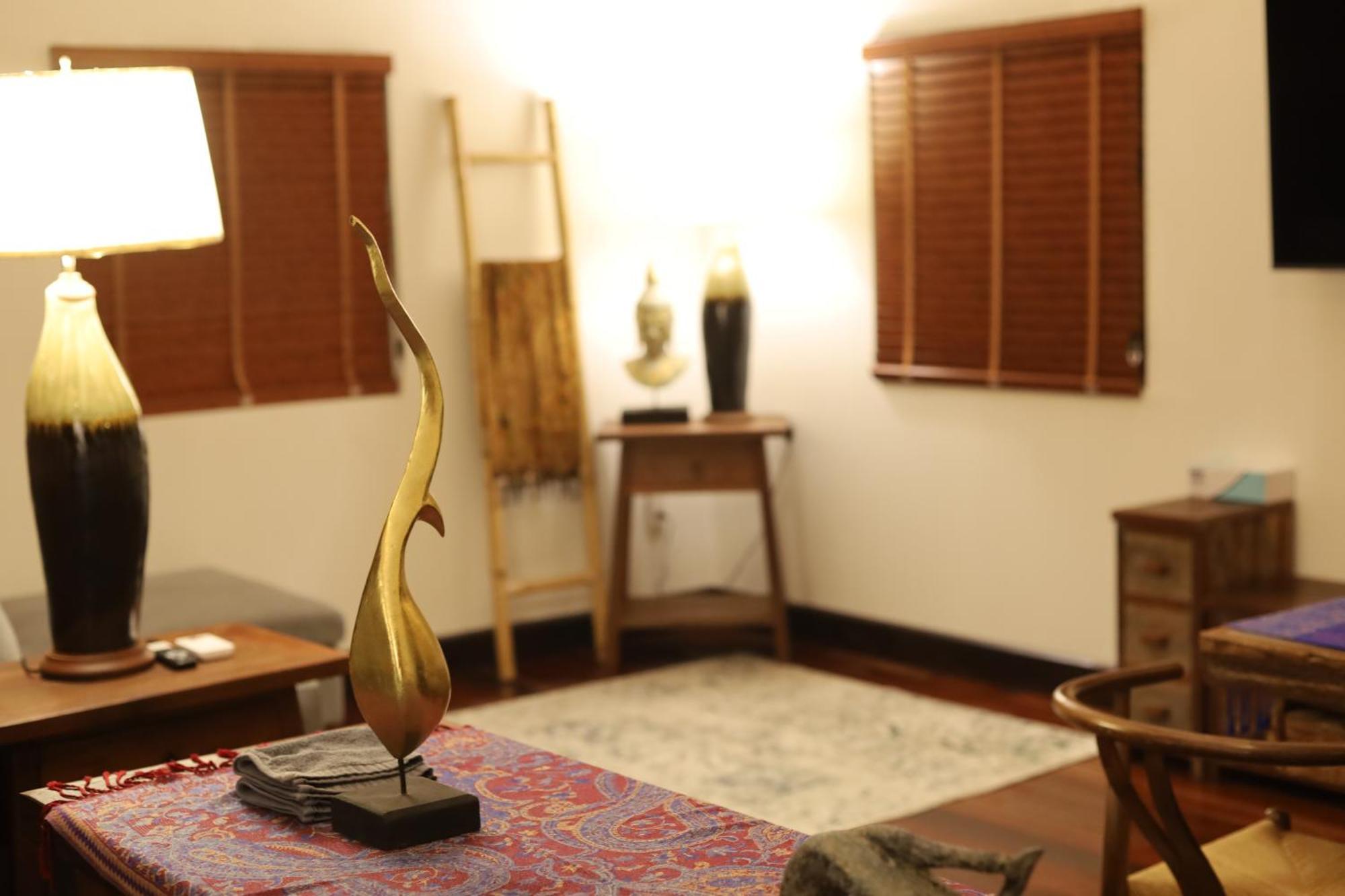 Shanti Boutique Srithanu