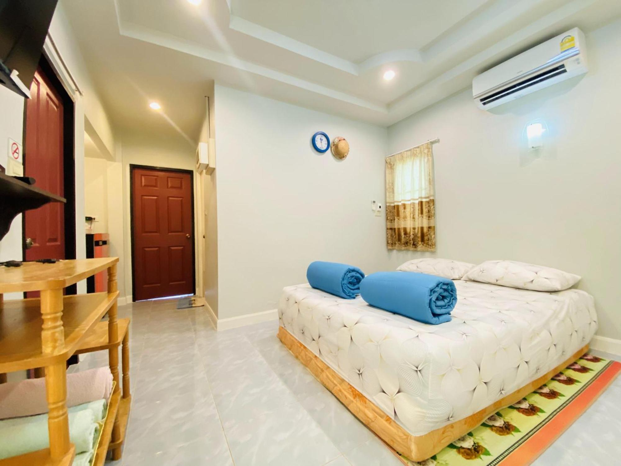 Panutsaya Guest house Wang Nam Khiao