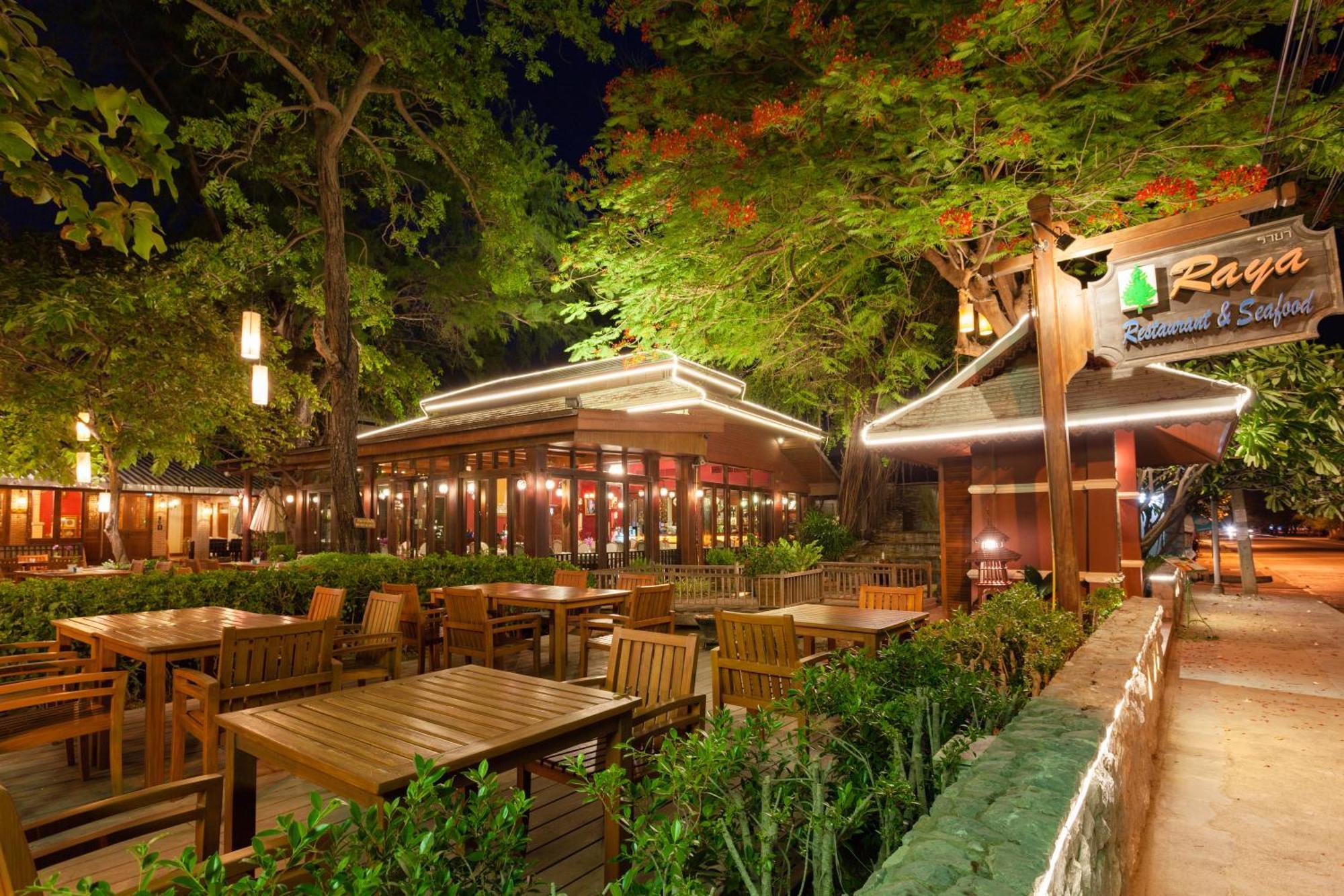 Raya Front - The In Resort Cha-Am