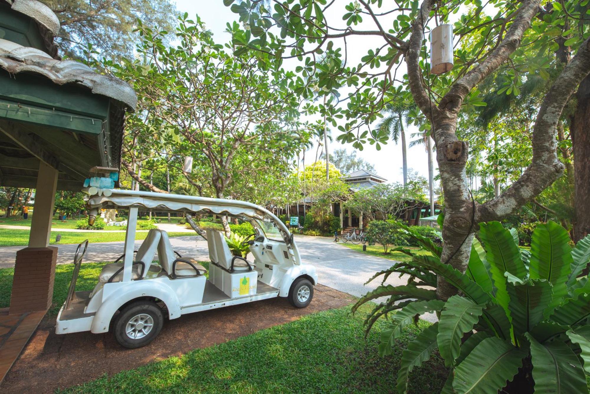 Raya Front - The In Resort