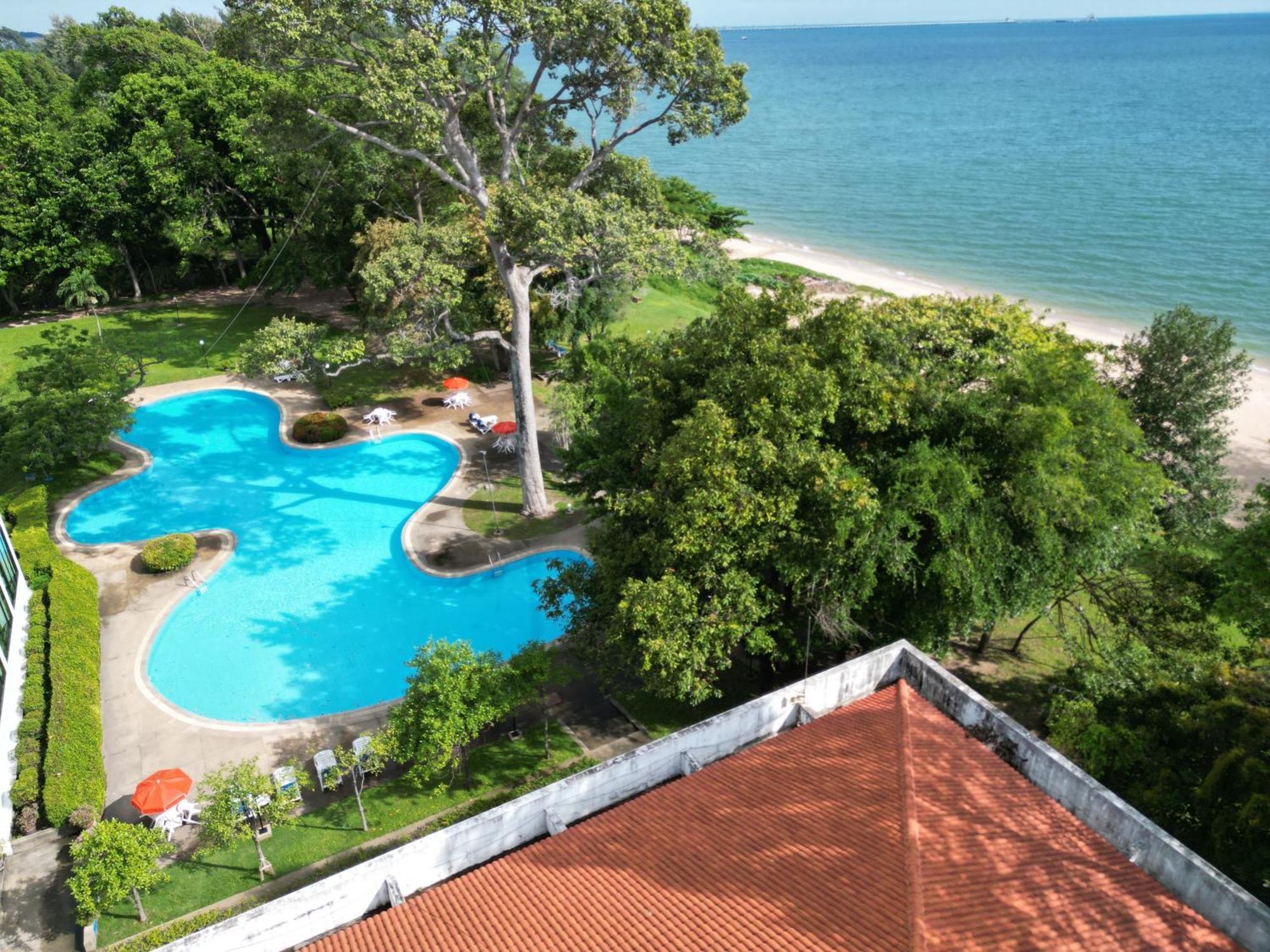 Purimas & Hotel