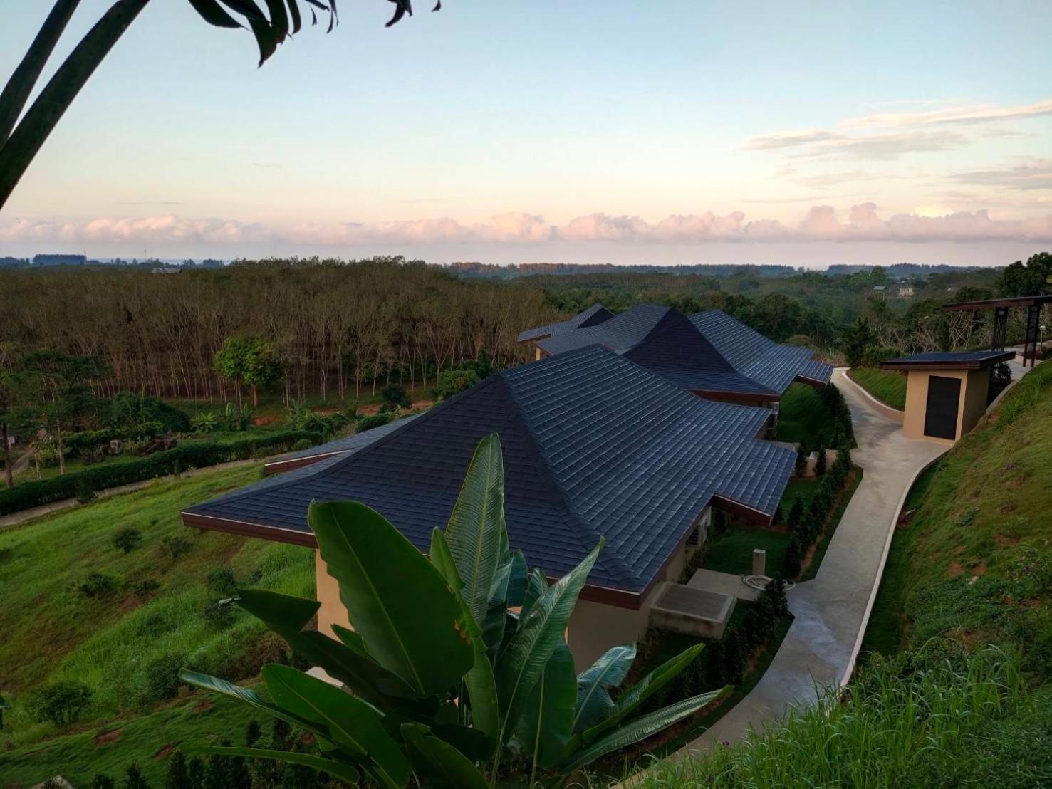 Khaolak Blue Sky *