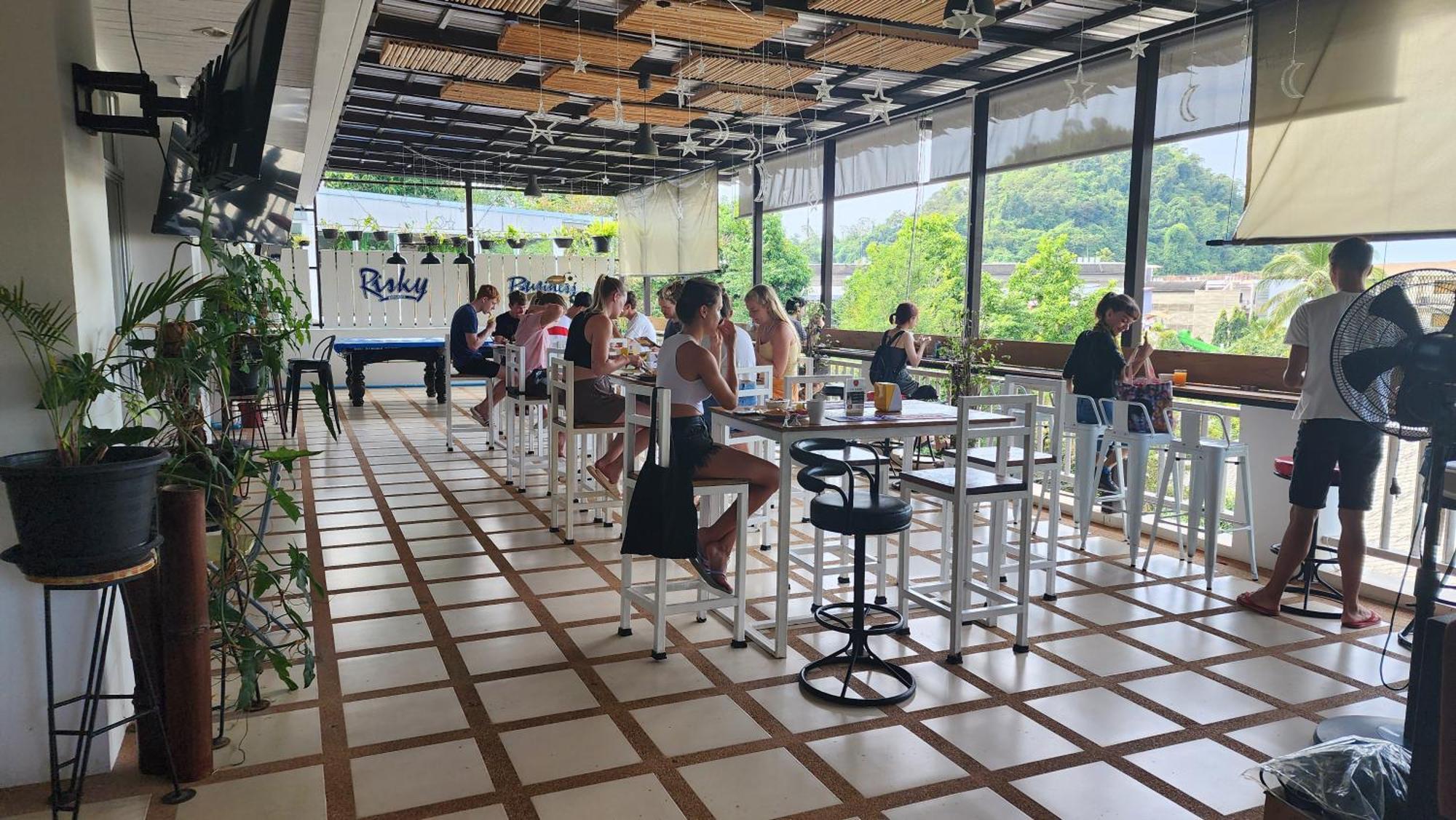 Albergue Irest Ao Nang